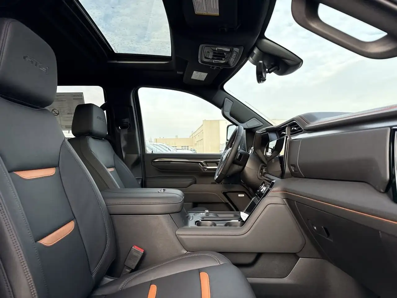 GMC Sierra 3500HD снимка GMC Sierra 3500HD