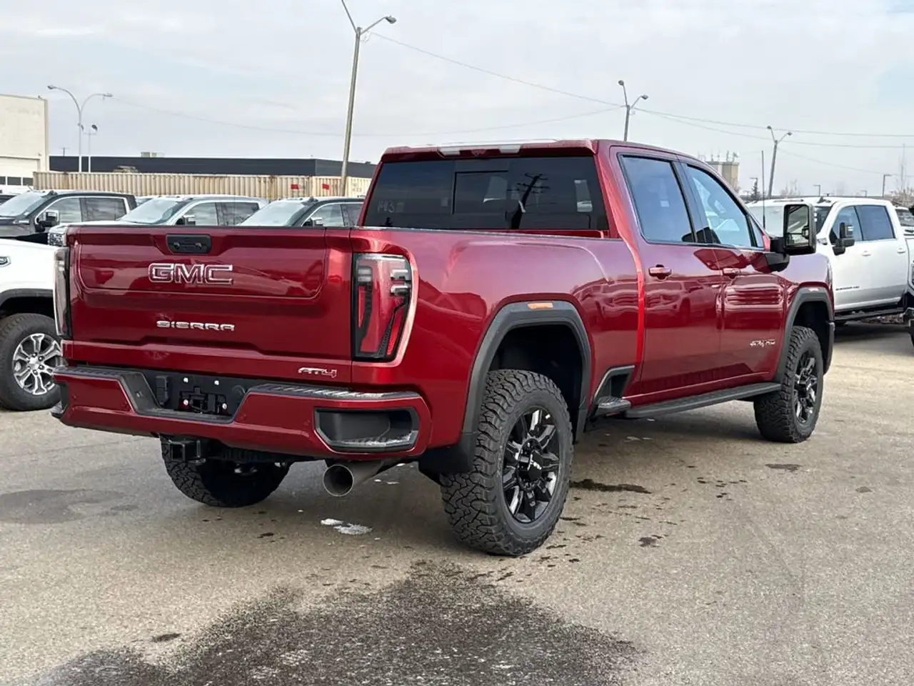 GMC Sierra 3500HD снимка GMC Sierra 3500HD