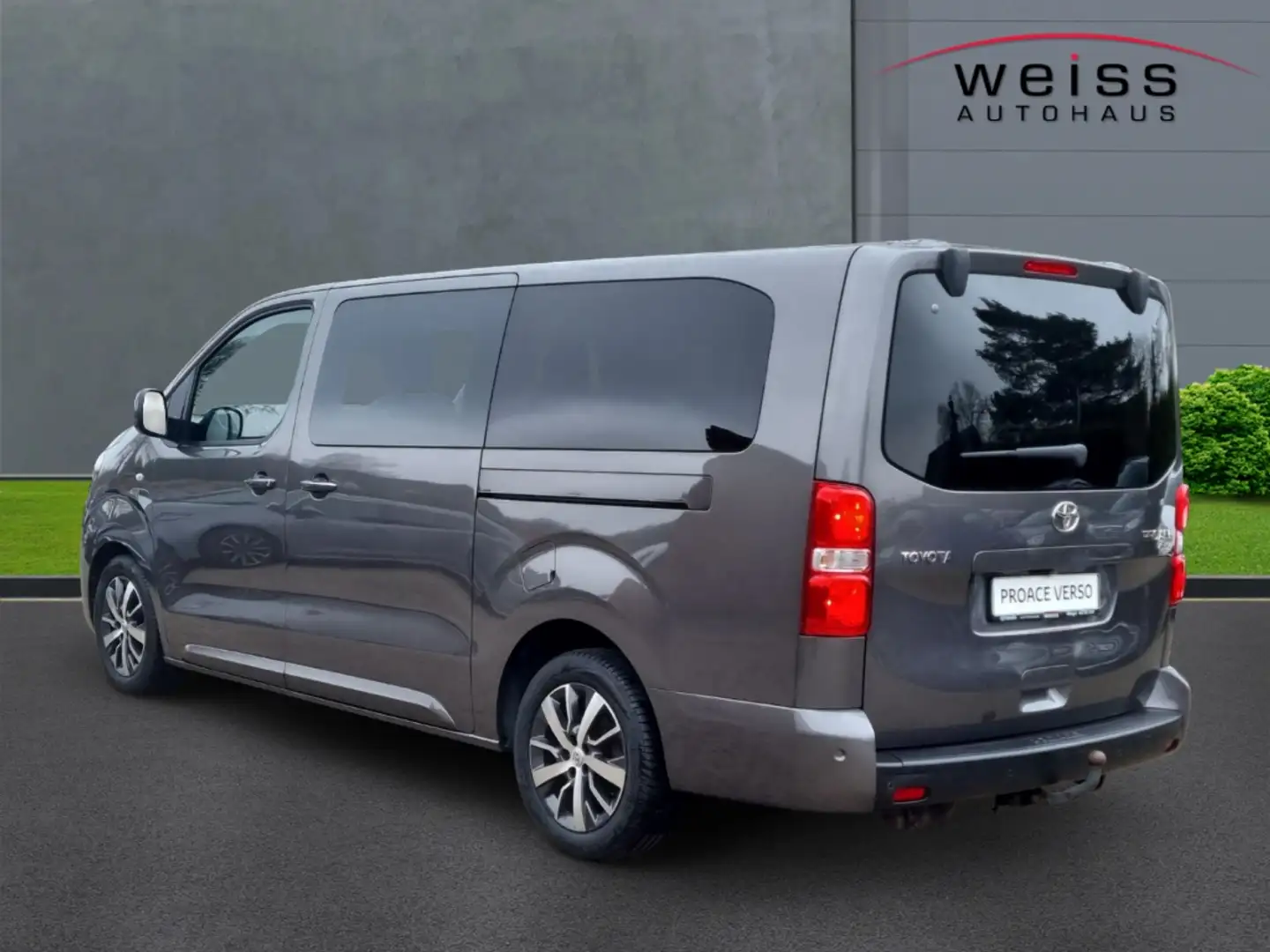 Toyota Proace Verso L2 Team D Automatik 8-Sitzer Navi HUD AHK Dy Gris - 2