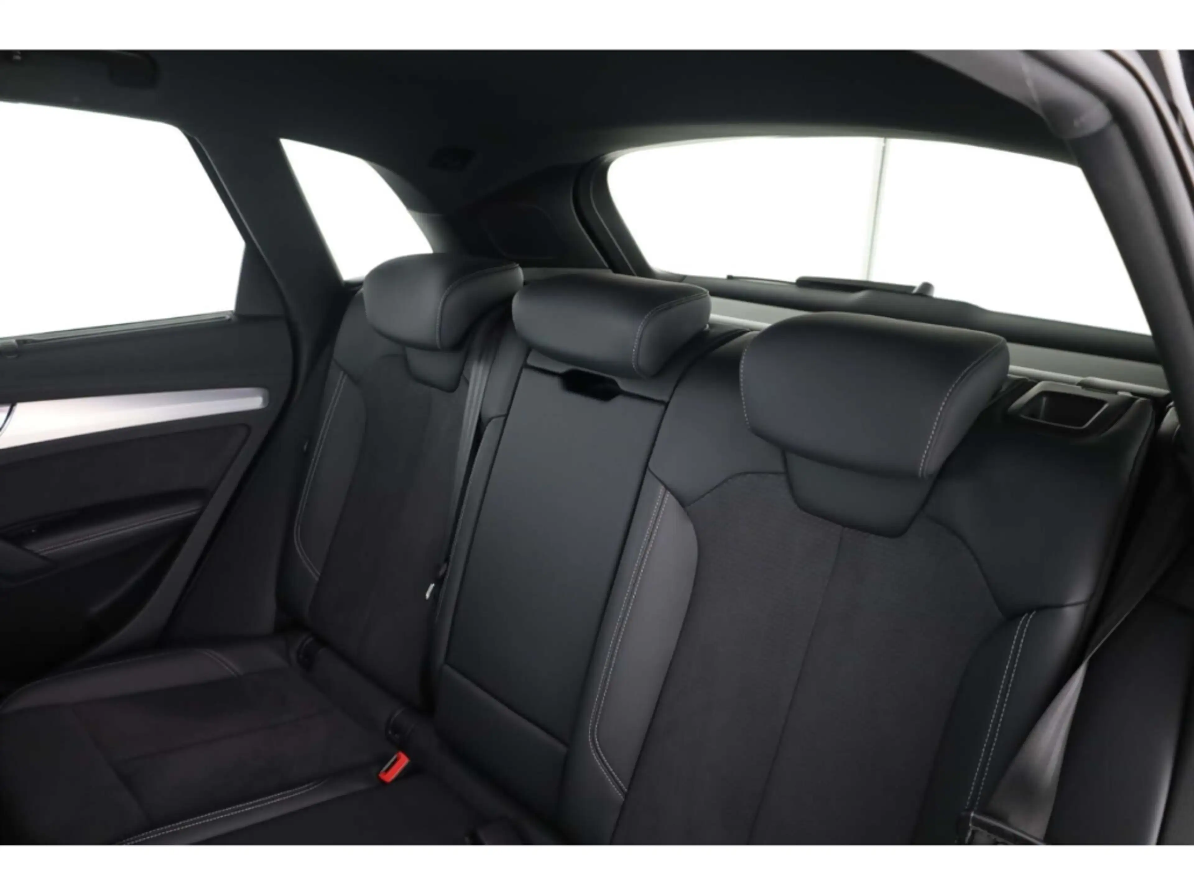 Audi SQ5 3.0 TDI quattro — photo 12