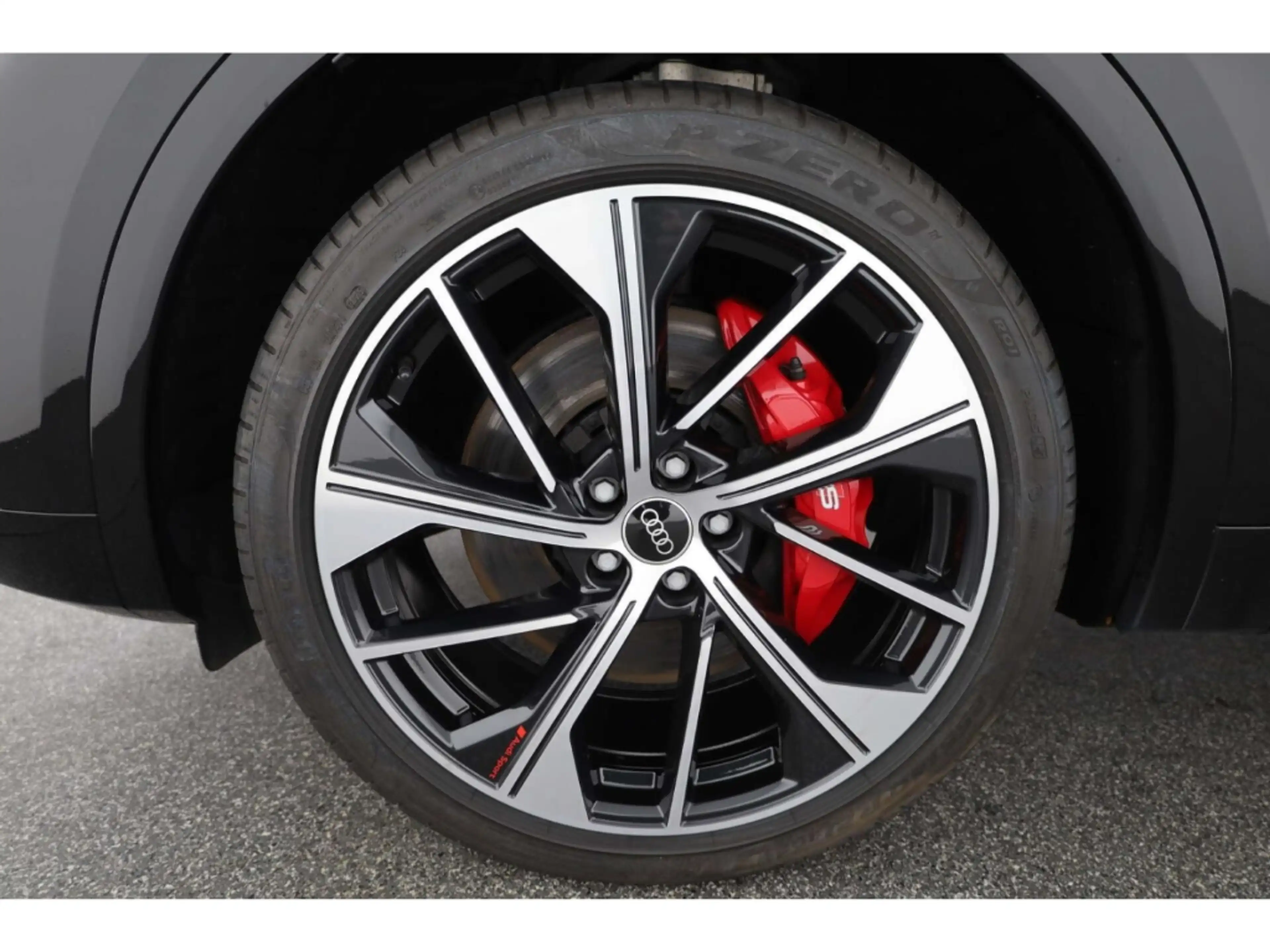 Audi SQ5 3.0 TDI quattro — photo 8