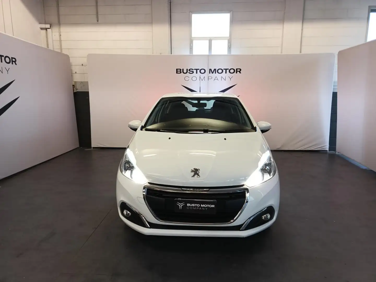 Peugeot 208 1° serie PureTech 82 5 porte Allure Weiß - 2