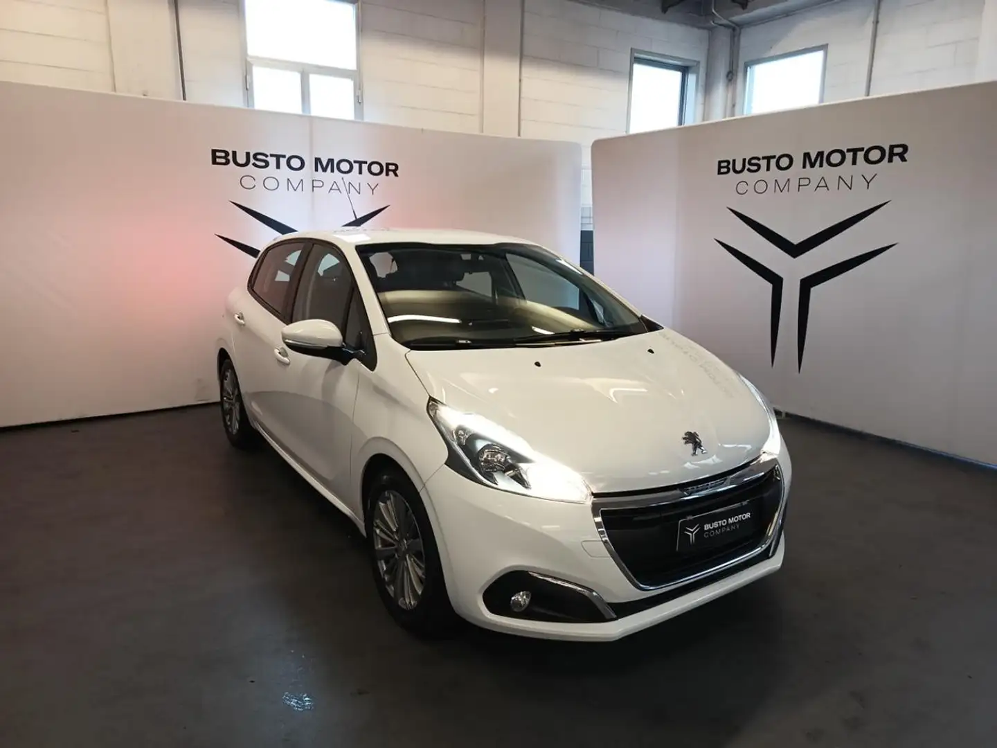 Peugeot 208 1° serie PureTech 82 5 porte Allure Weiß - 1