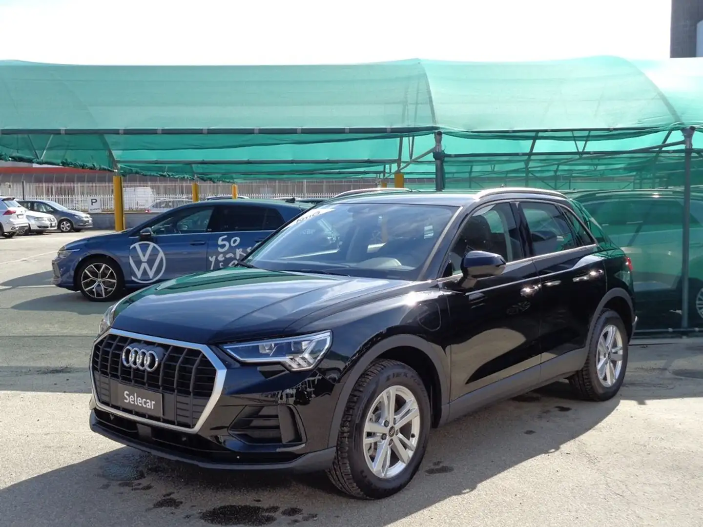 Audi Q3 45 TFSI e S tronic Business Nero - 1