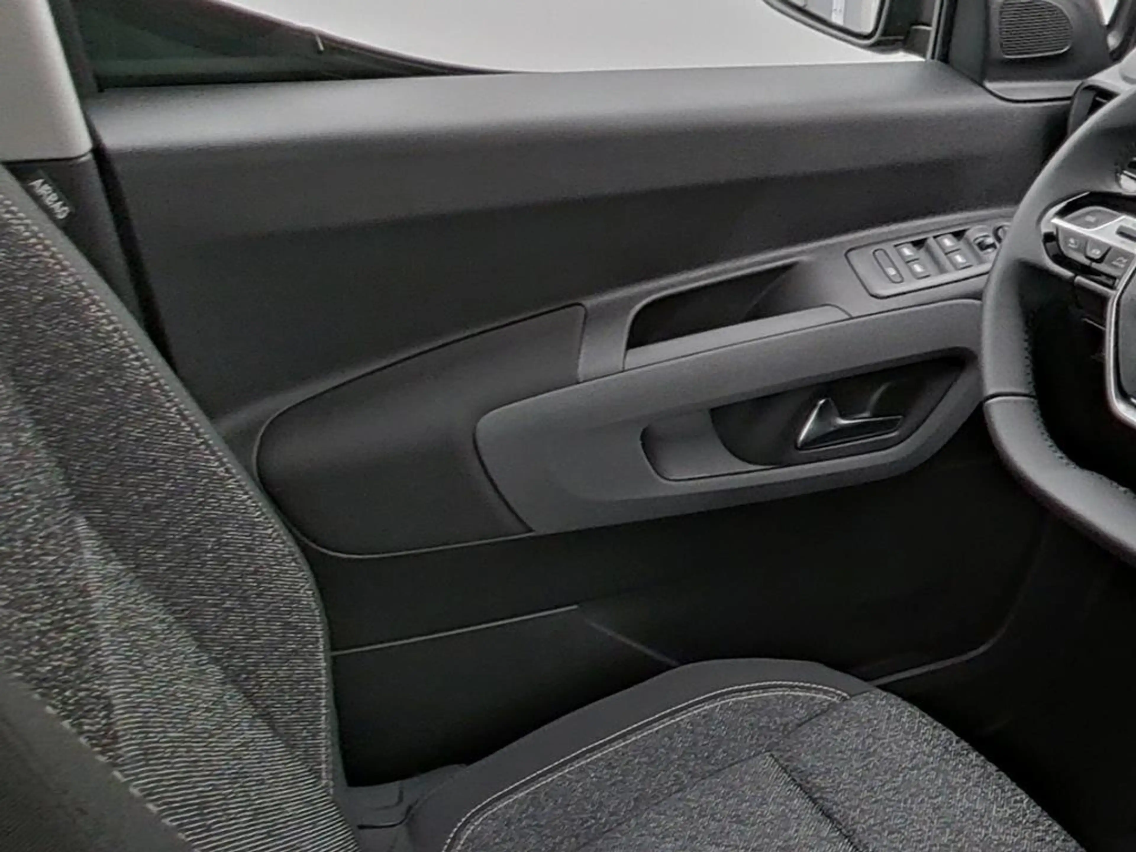 Peugeot Rifter L1 Allure Benziner 110 — photo 14