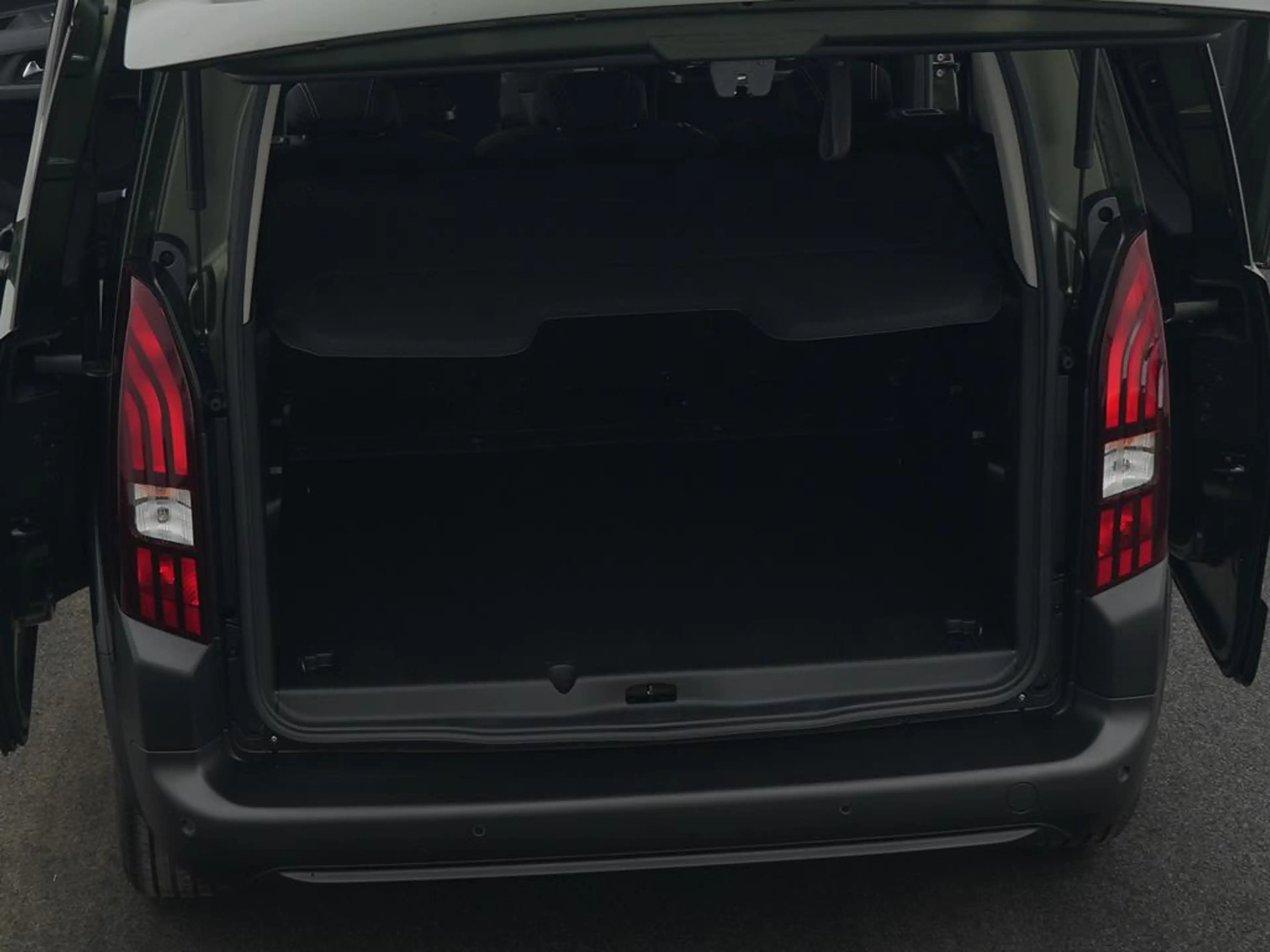 Peugeot Rifter L1 Allure Benziner 110 — photo 7