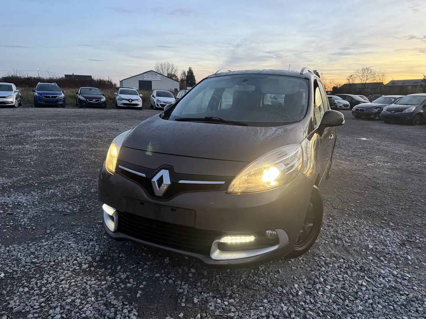 Renault Grand Scenic Grand Scénic 1.5 dci euro 6 !!!!7 places Brun - 1