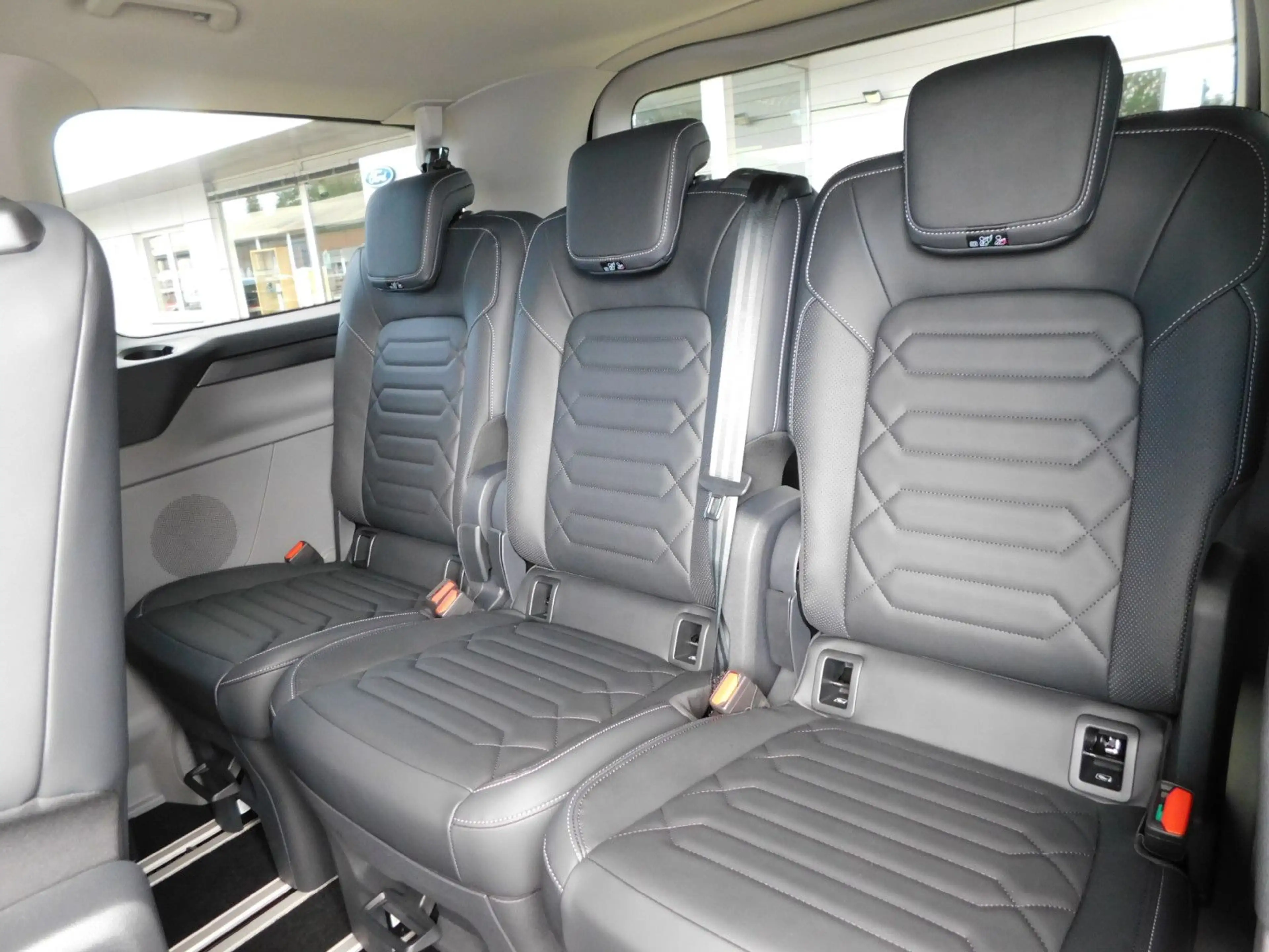 Ford Tourneo Custom 2.0 L1 Autom Titanium X B&O — photo 13