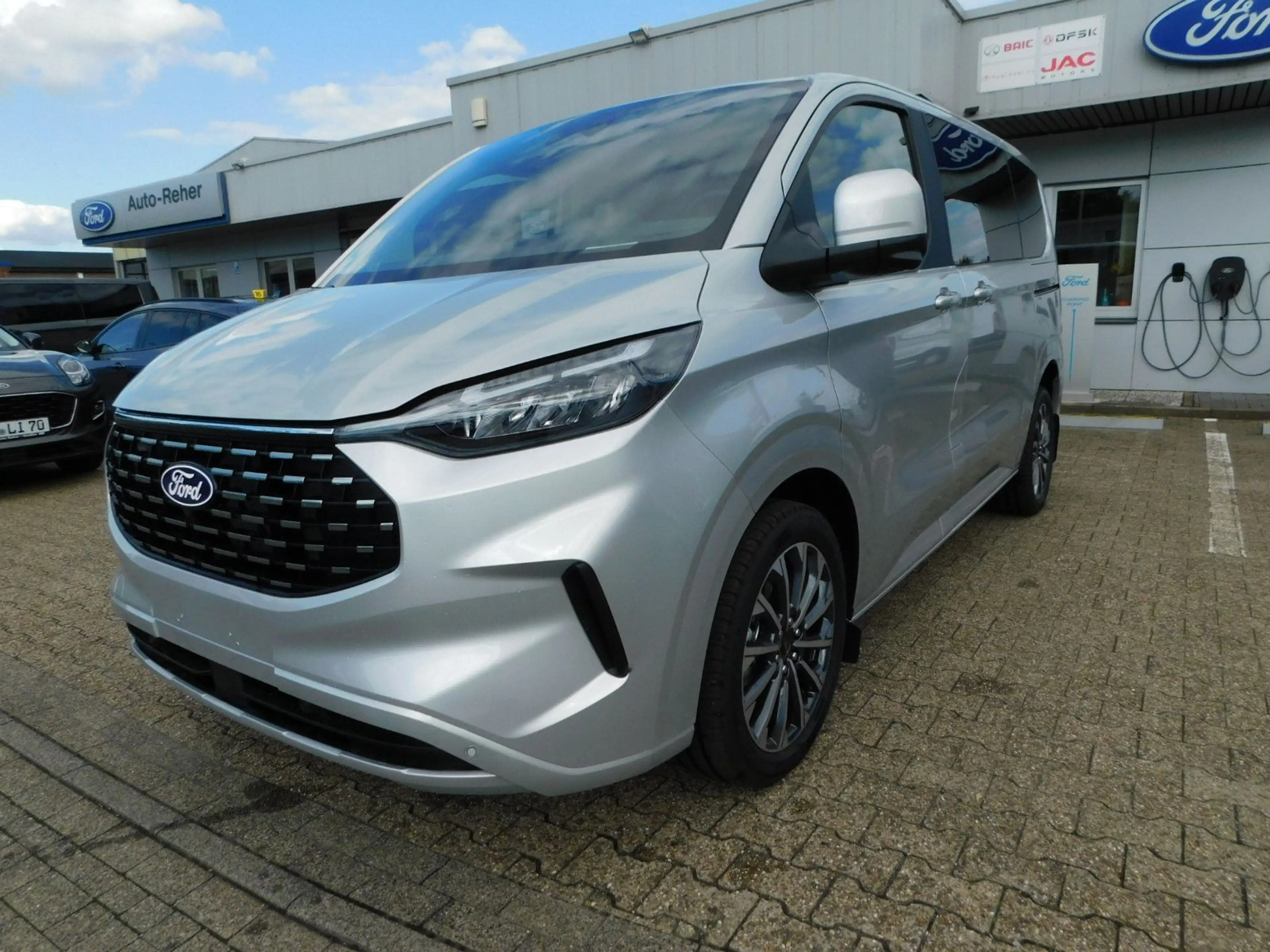 Ford Tourneo Custom 2.0 L1 Autom Titanium X B&O — photo 3
