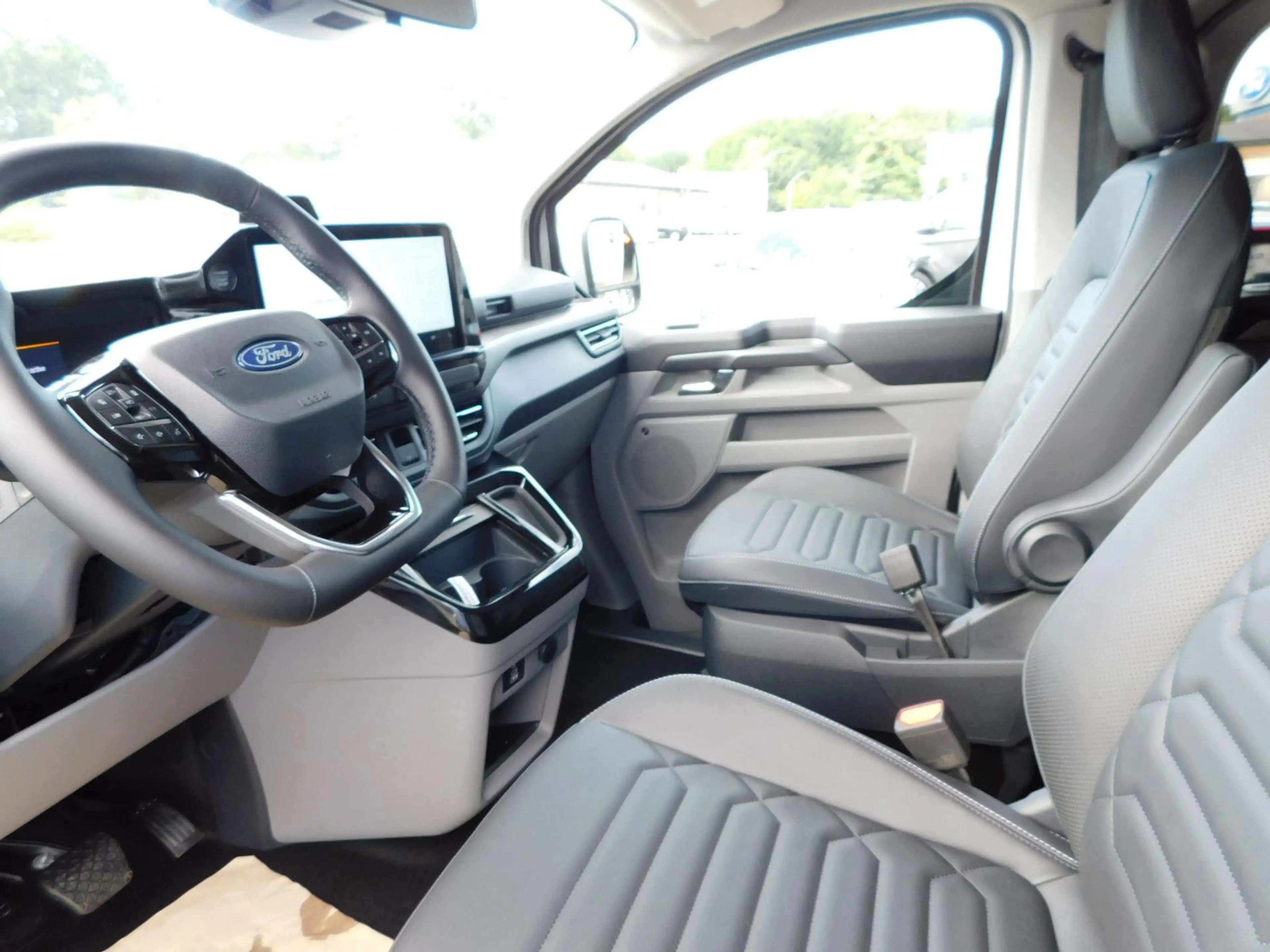 Ford Tourneo Custom 2.0 L1 Autom Titanium X B&O — photo 10