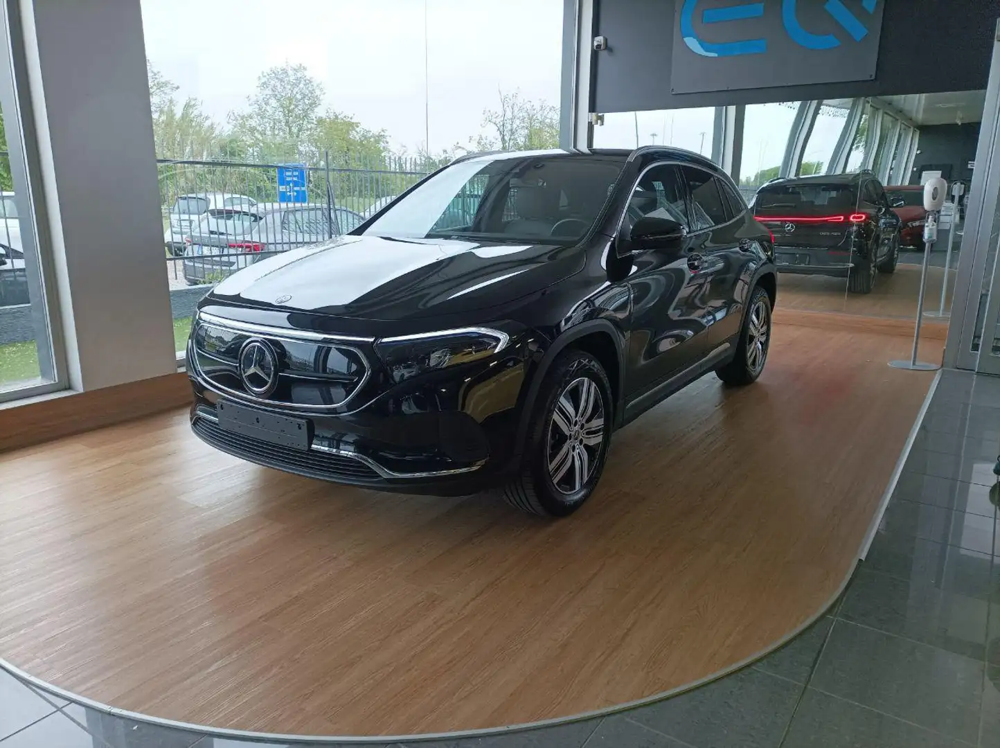 Mercedes-Benz EQA 250 Sport  Plus Nero - 1