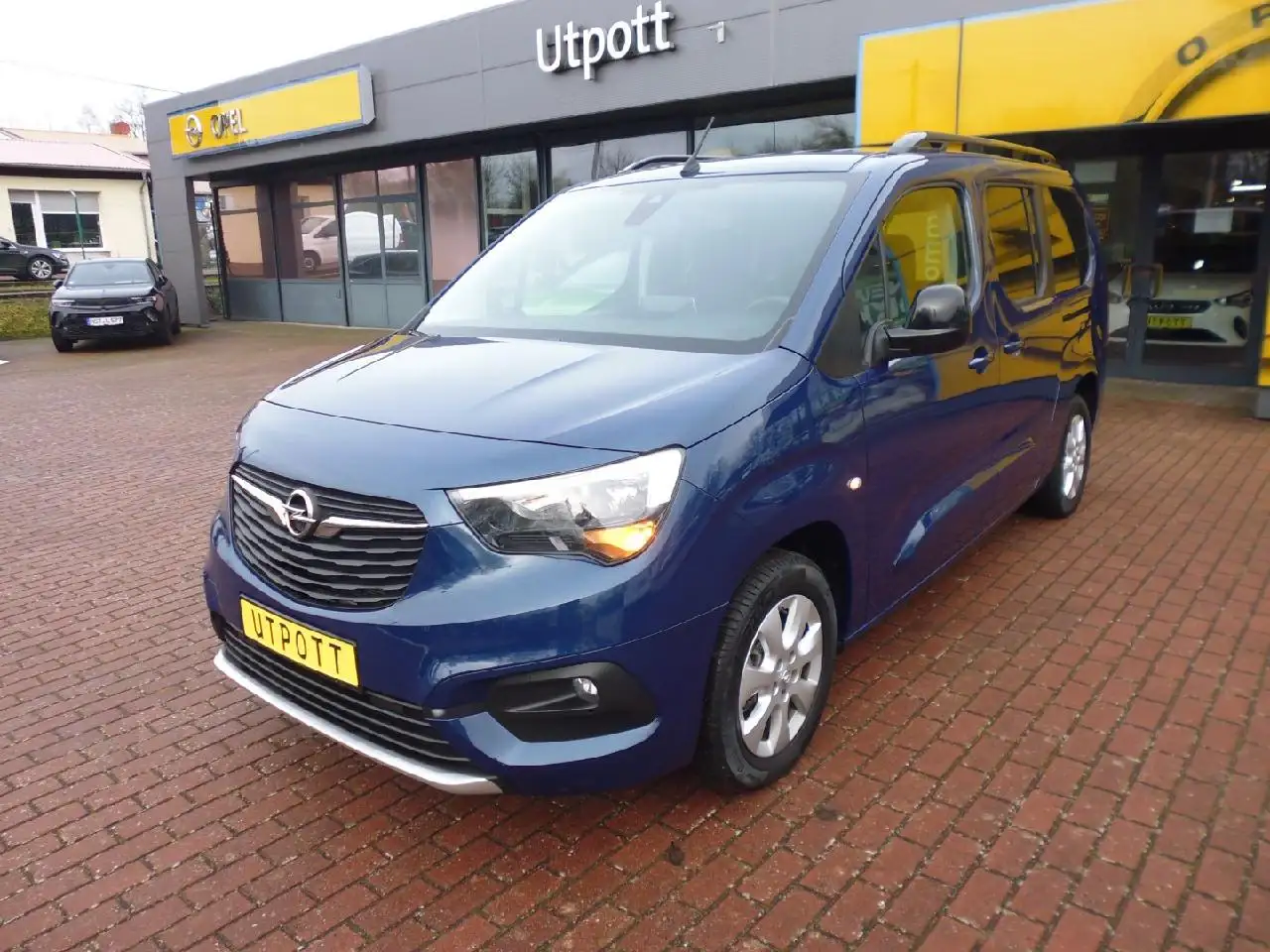 Opel Combo-e Life