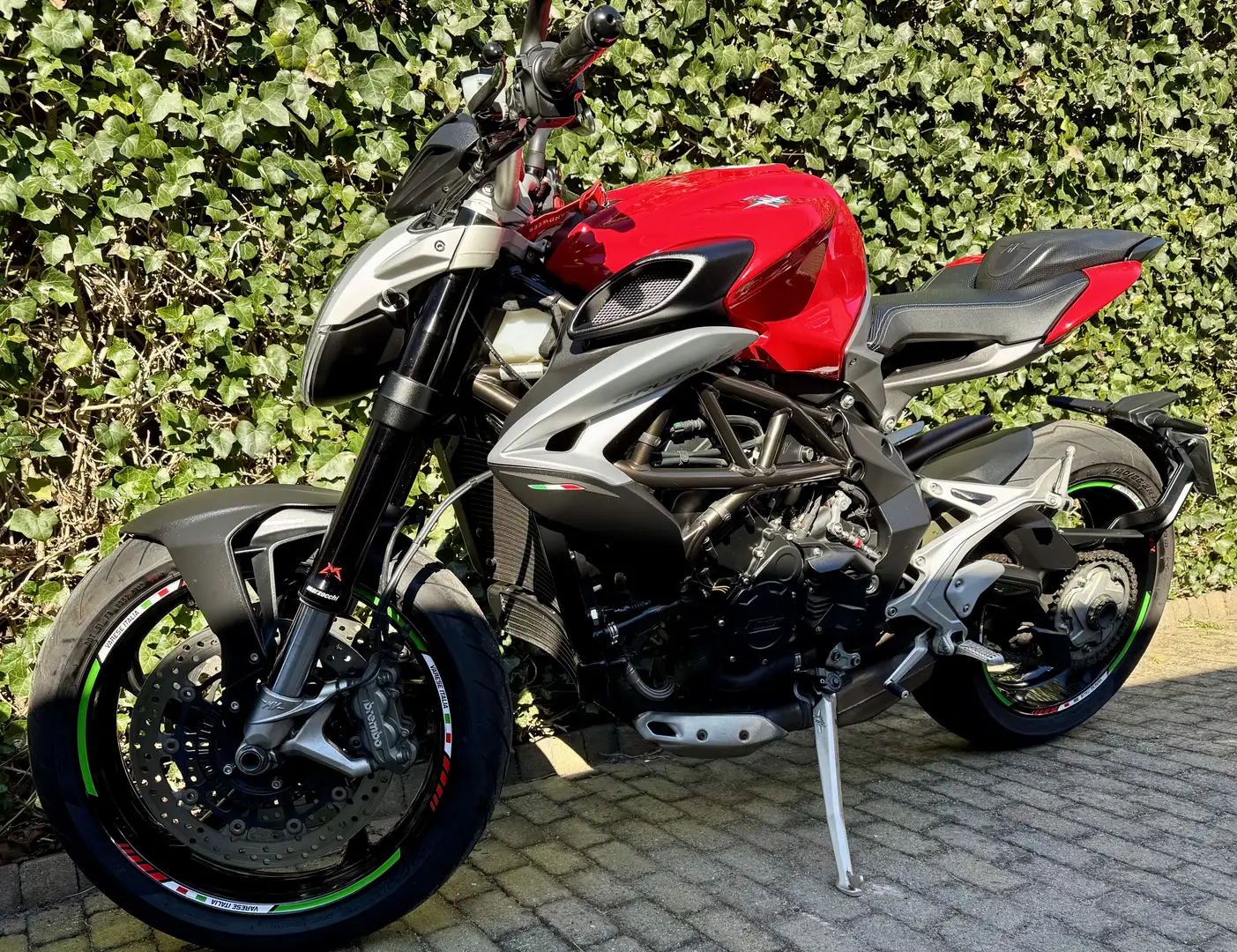 MV Agusta Brutale 800 ‼️Nieuw Model ‼️ Z.G.A.N.‼️ Rood - 2