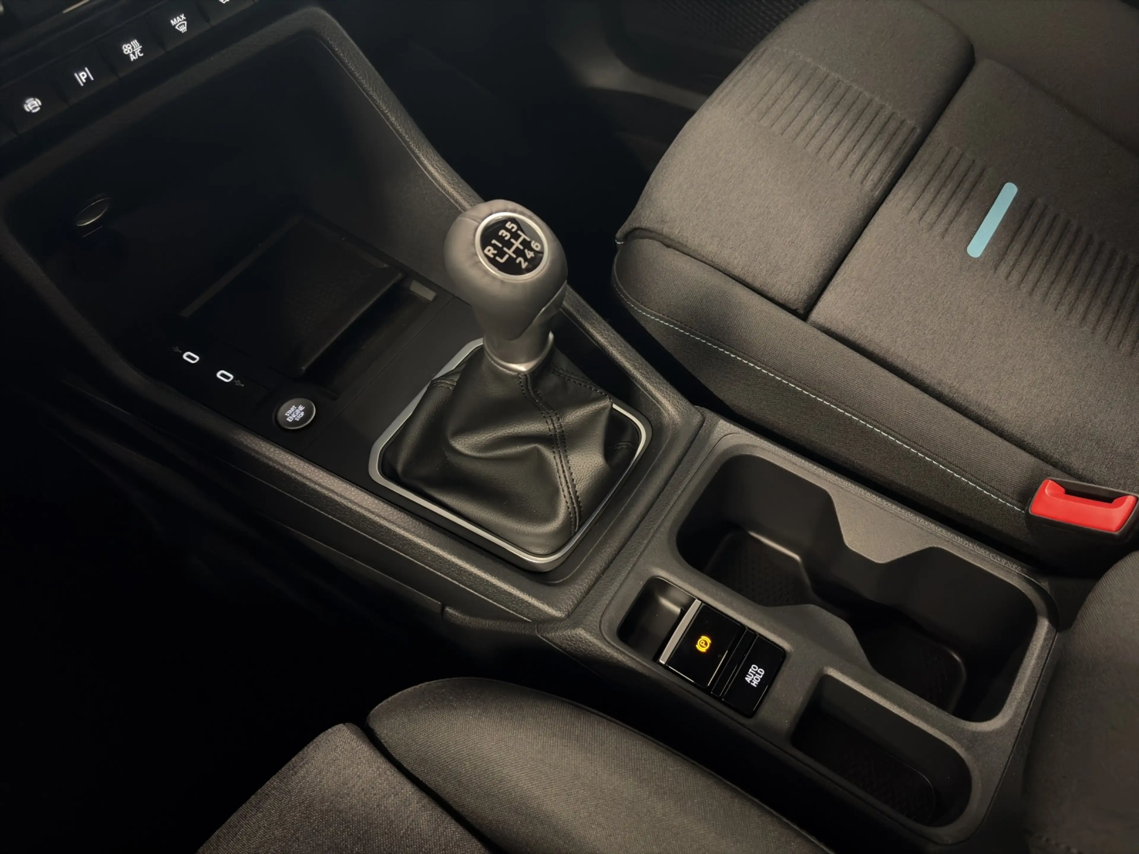 Ford Tourneo Connect Active AWD — photo 12