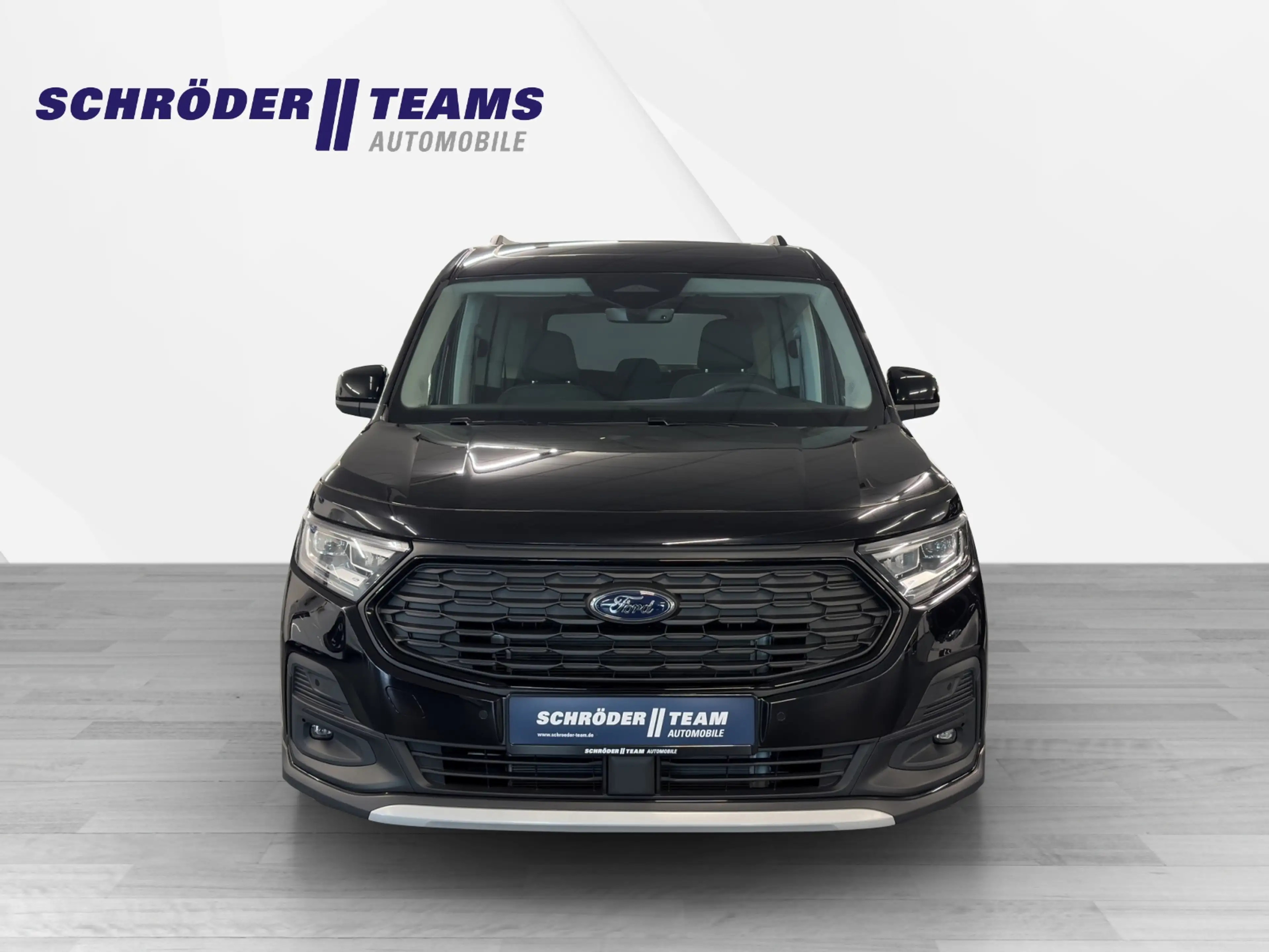 Ford Tourneo Connect Active AWD — photo 2