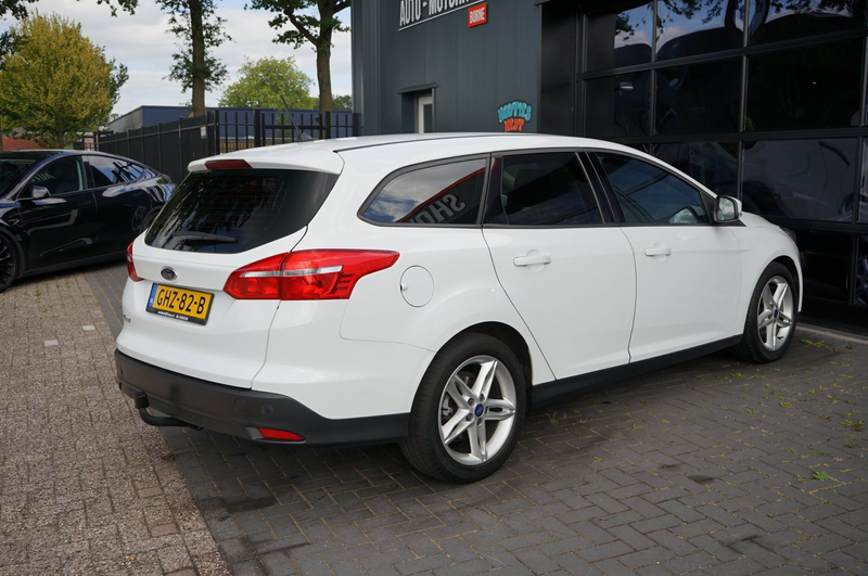 Ford Focus 1.0 Automaat, PDC, Navi, Winter pakket, Airco, Tre — photo 18