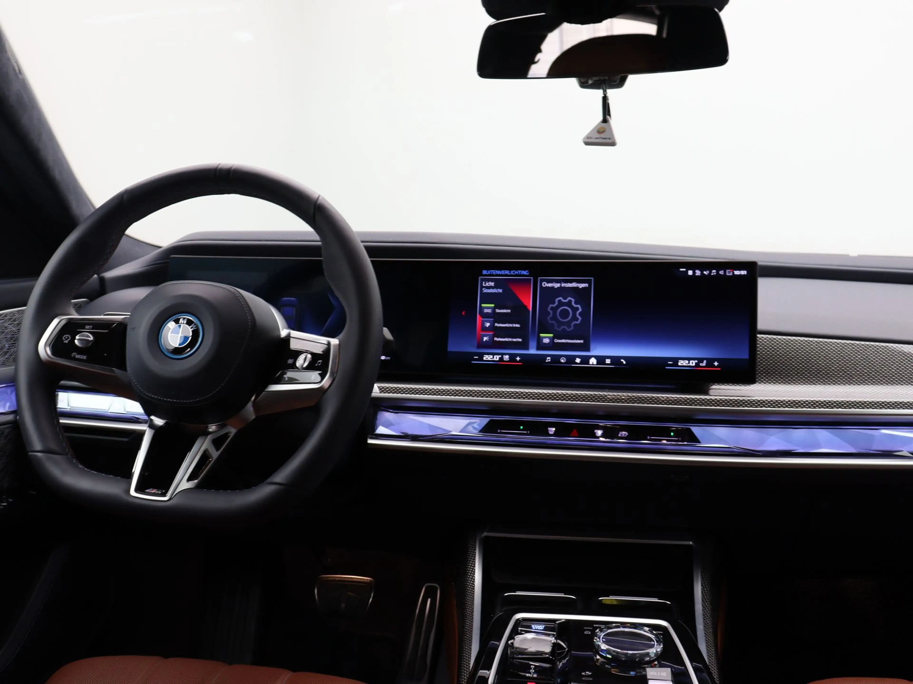 BMW i7 M70 xDrive 106 kWh xpel Stealth SoH 97,5% — photo 12
