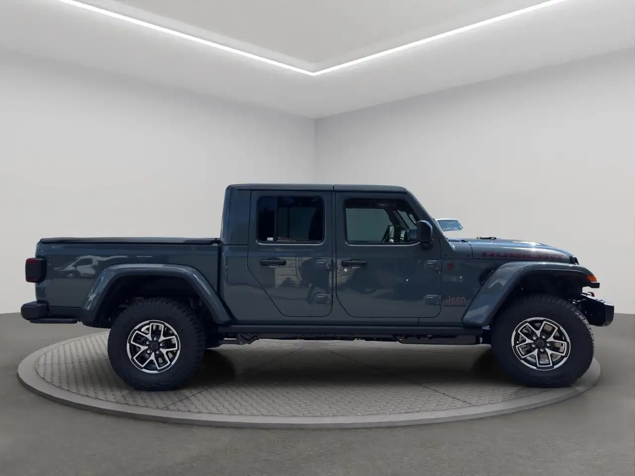 Jeep Gladiator снимка Jeep Gladiator