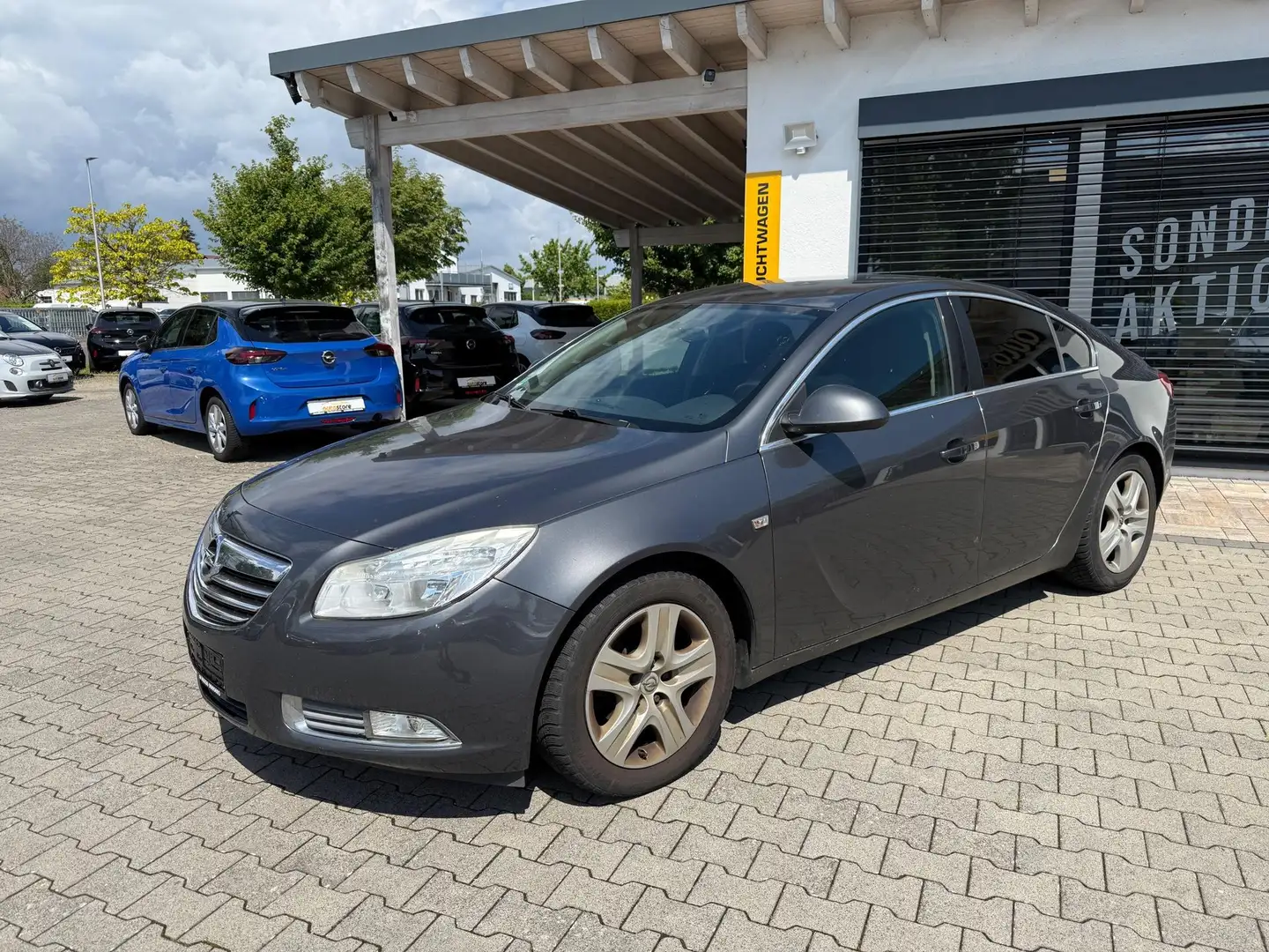 Opel Insignia A 2.0 CDTI Edition 103 kW (140 PS), Schalt. 6-G... Серый - 1