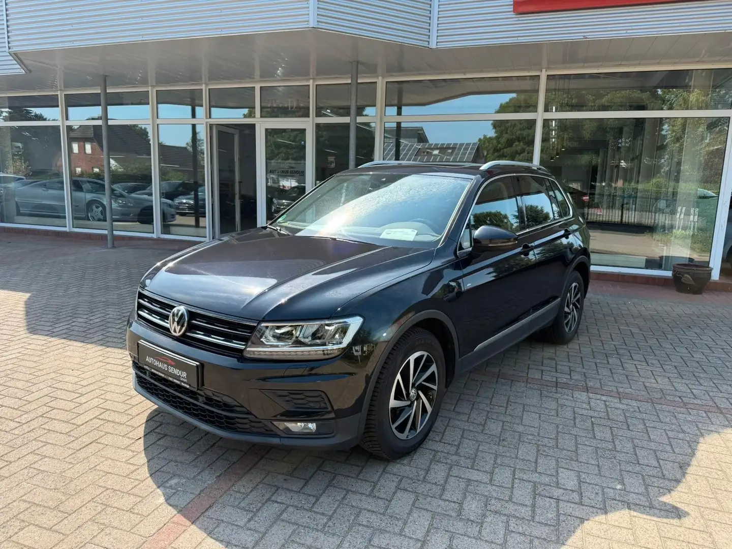 Volkswagen Tiguan Join Start-Stopp*PANORAMA*STANDHEIZUNG Schwarz - 2