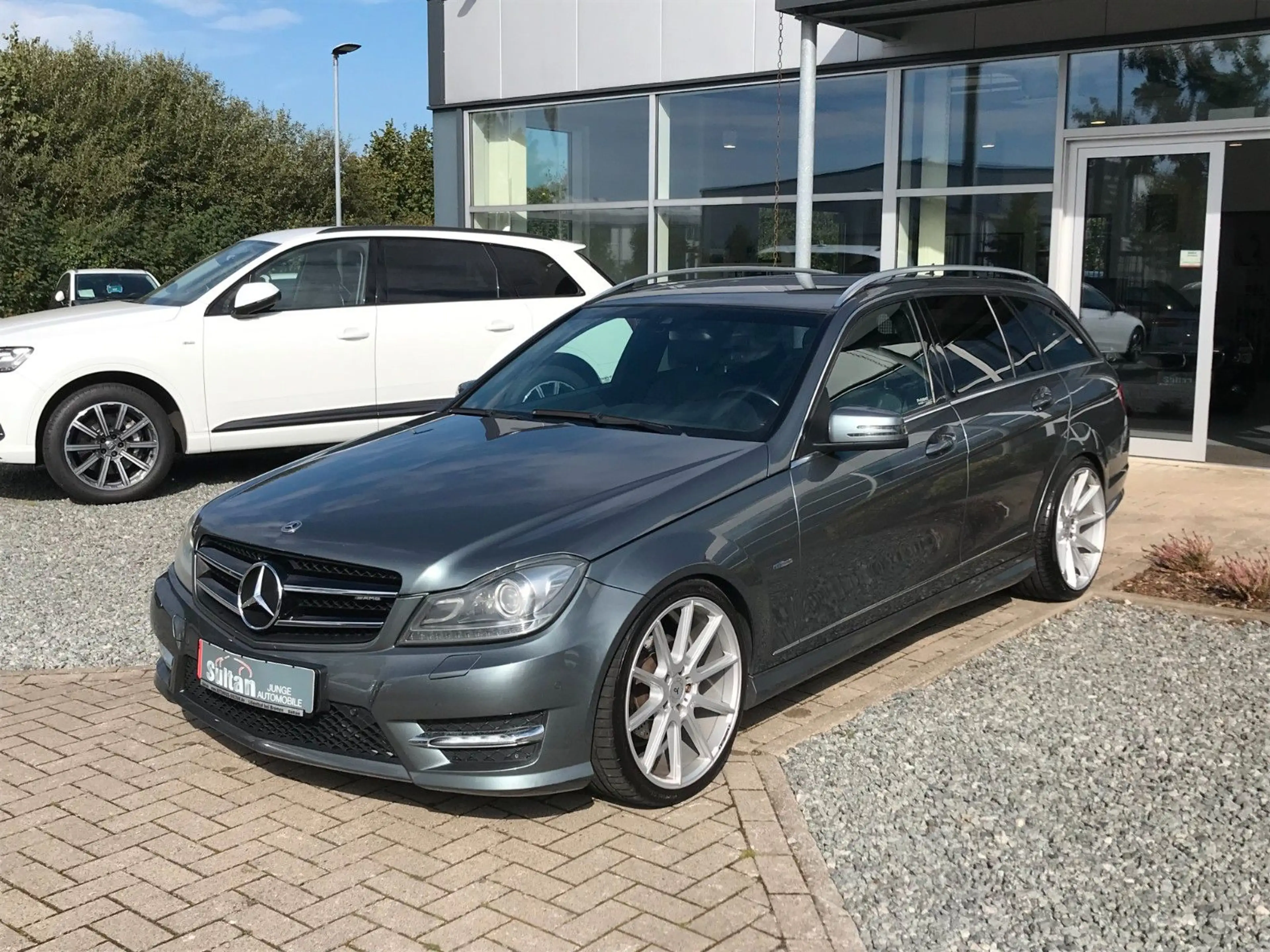 Mercedes-Benz C 250 BE CDI T  AMG 19" Ambiente Touchscreen