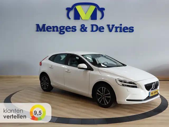 Volvo V40 1.5 T2 Nordic+ Standkachel | Trekhaak | Leder | Cr