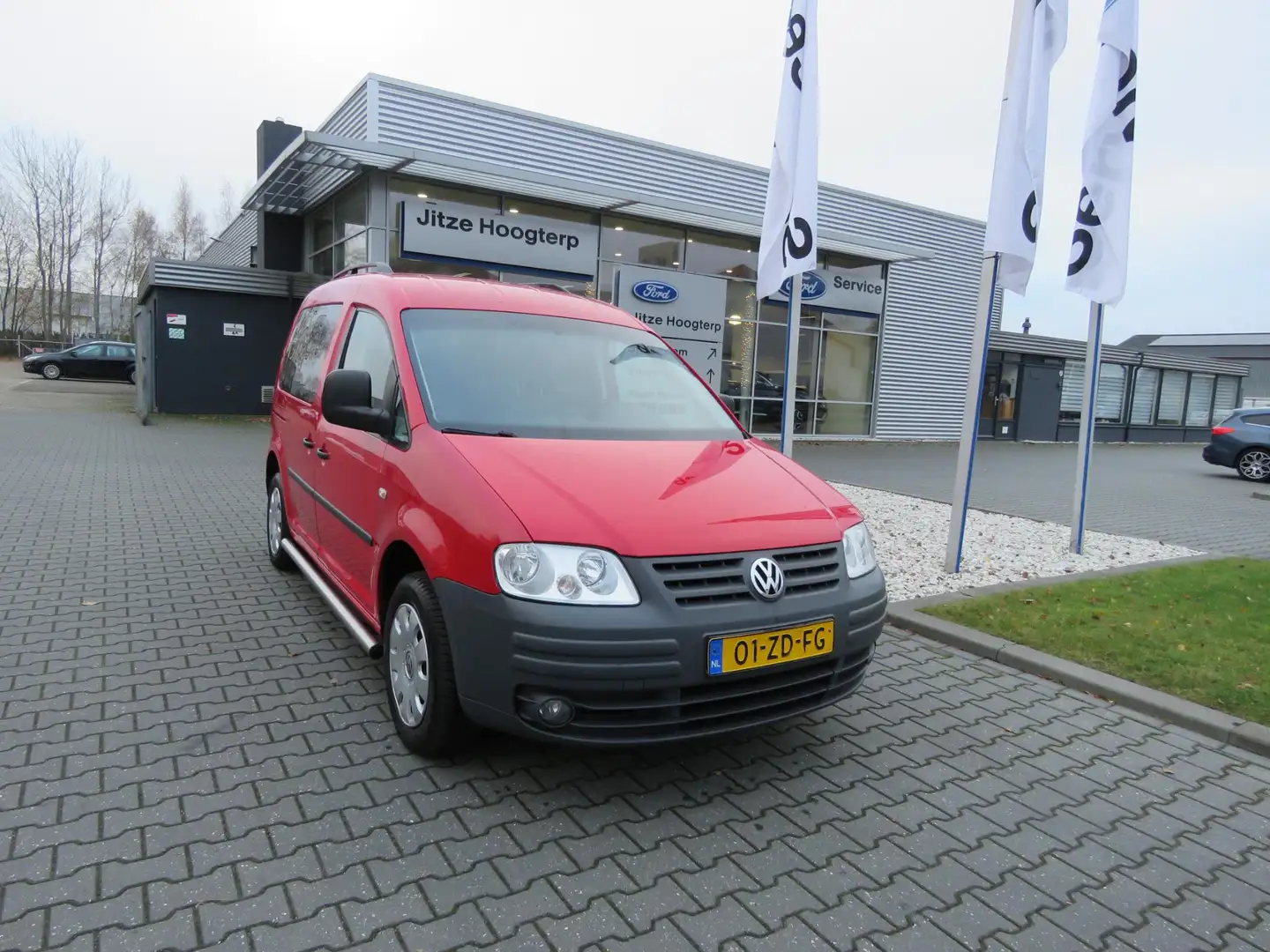 Volkswagen Caddy 1.6 Optive Comfort 5p. AIRCO,TREKHAAK,CRUISE.zo me Piros - 1