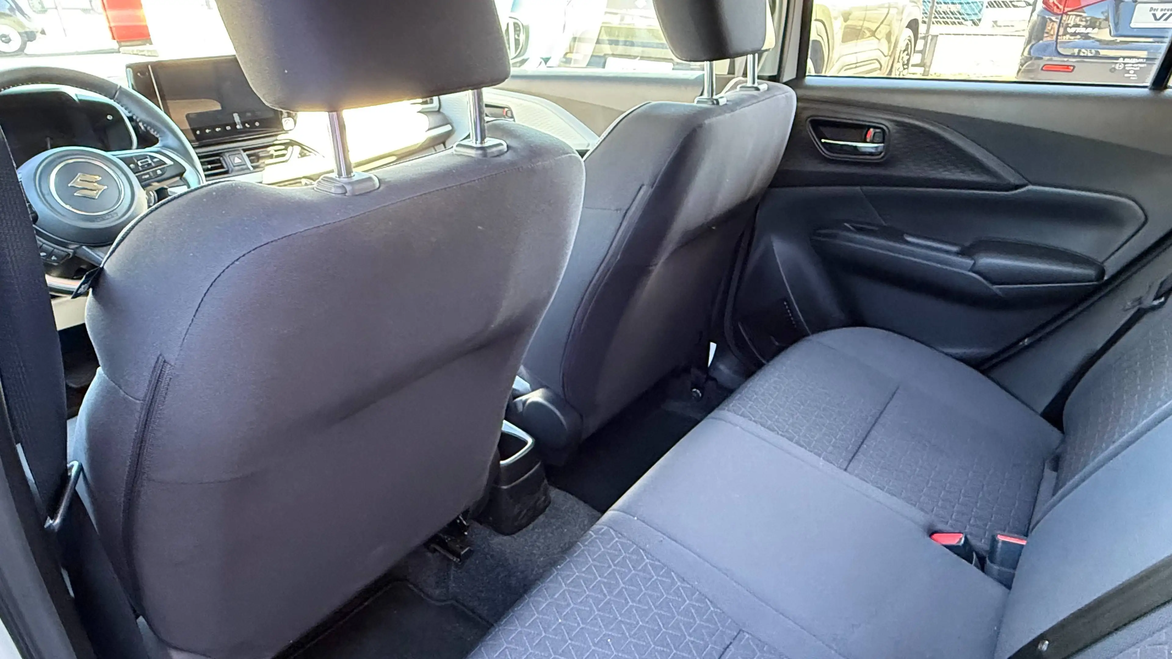 Suzuki Swift Swift 1.2 Dualjet Hybrid CVT Comfort — photo 14