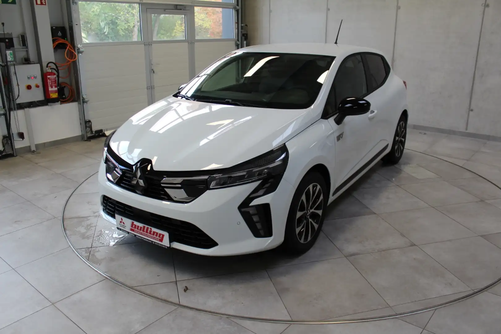 Mitsubishi Colt PLUS 1.6 Hybrid Automatik Blanc - 1