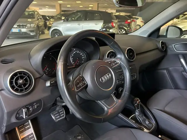 Audi A1 view 7