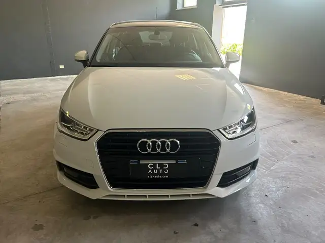 Audi A1 view 2