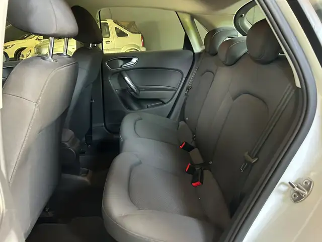 Audi A1 view 9