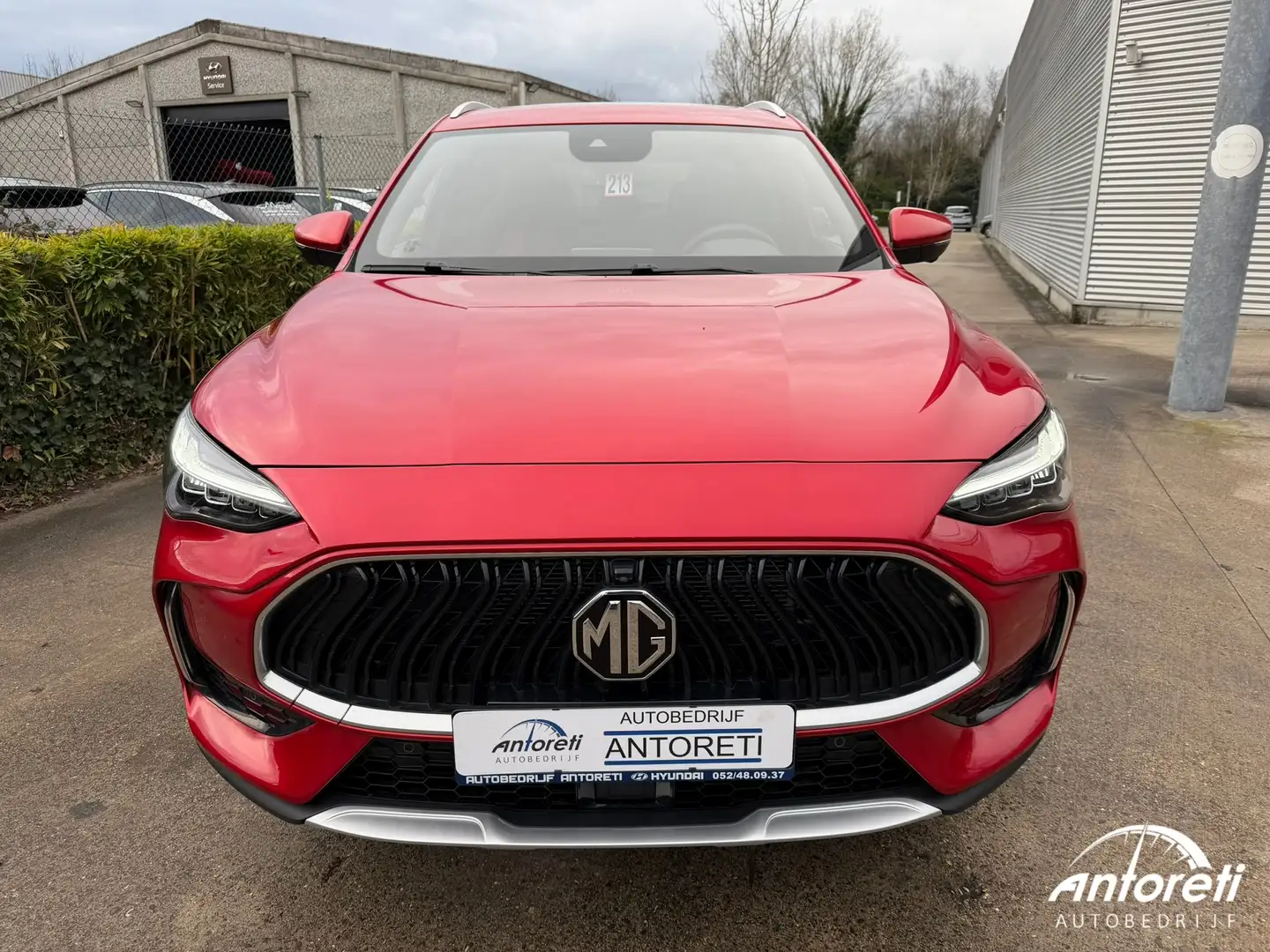 MG HS HS 1.5 T-GDi Luxury Rojo - 2