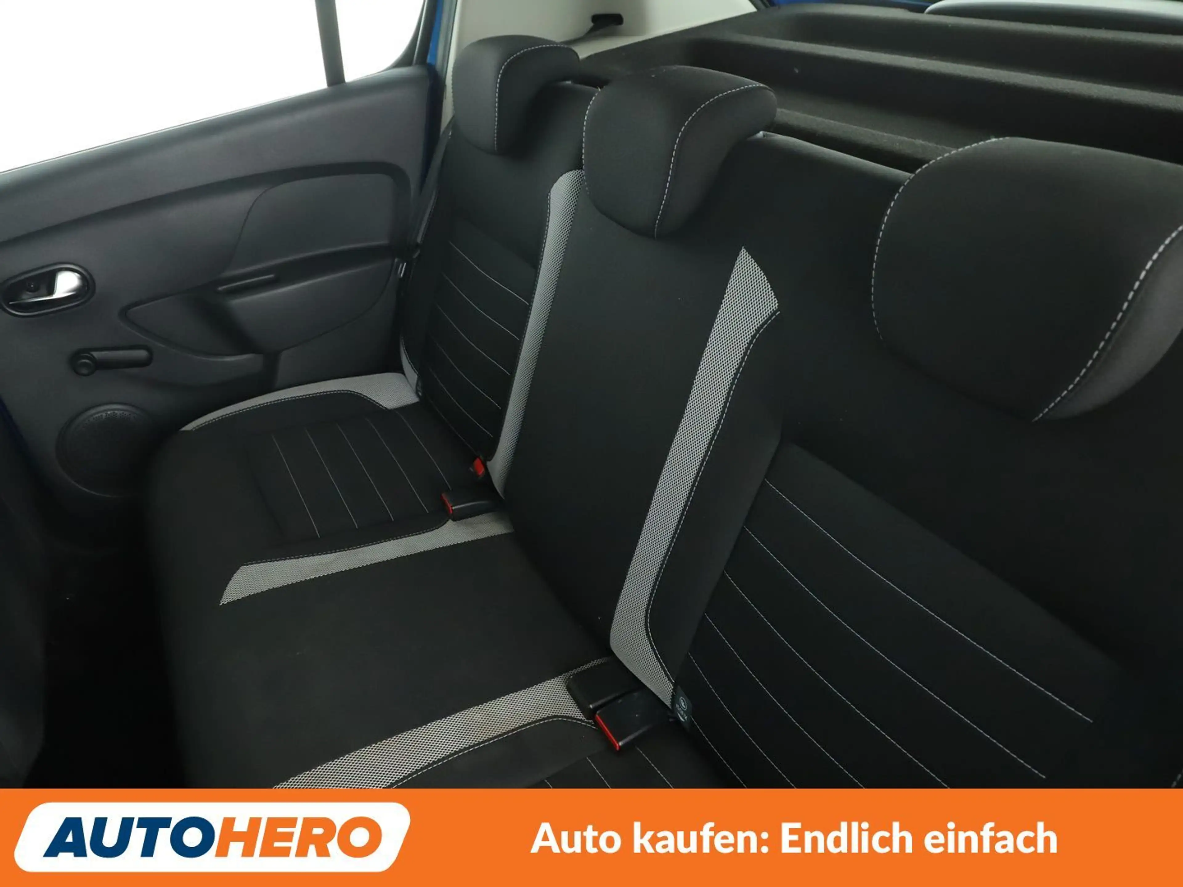 Dacia Sandero 0.9 TCe Stepway Prestige *NAVI*PDC*TEMPO*KLIMA* — photo 14