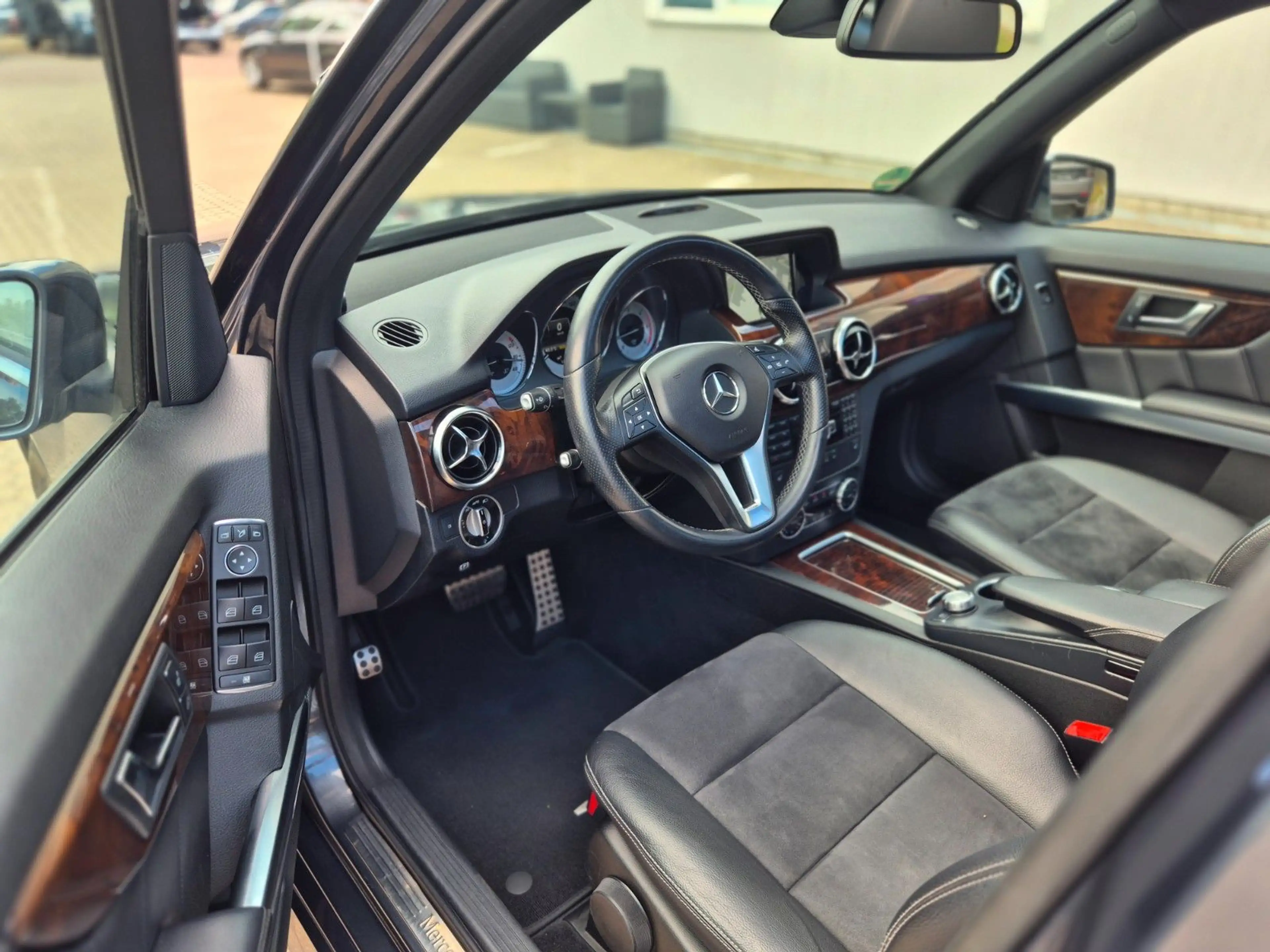 Mercedes-Benz GLK 250 CDI 4Matic BlueTec Bi-Xenon Navi AHK — photo 14