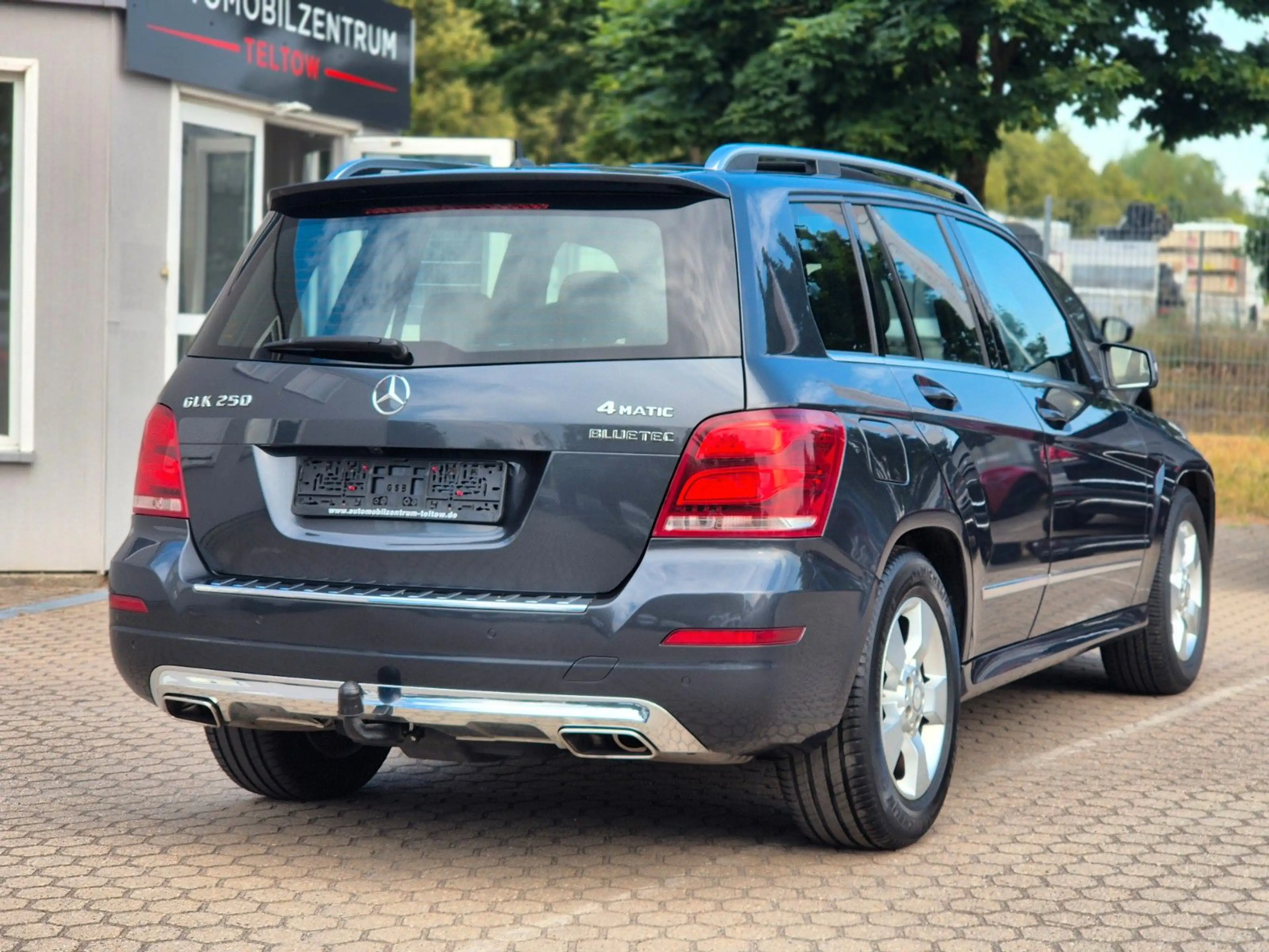 Mercedes-Benz GLK 250 CDI 4Matic BlueTec Bi-Xenon Navi AHK — photo 9