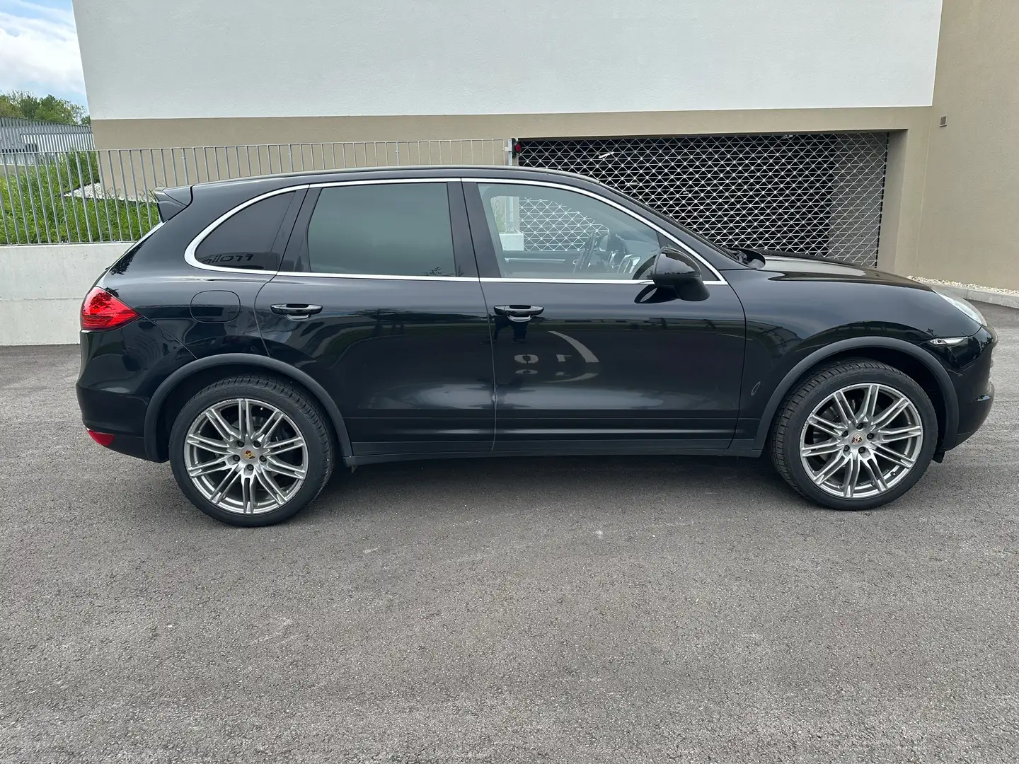Porsche Cayenne Cayenne II 3,0 Diesel Aut. Schwarz - 1