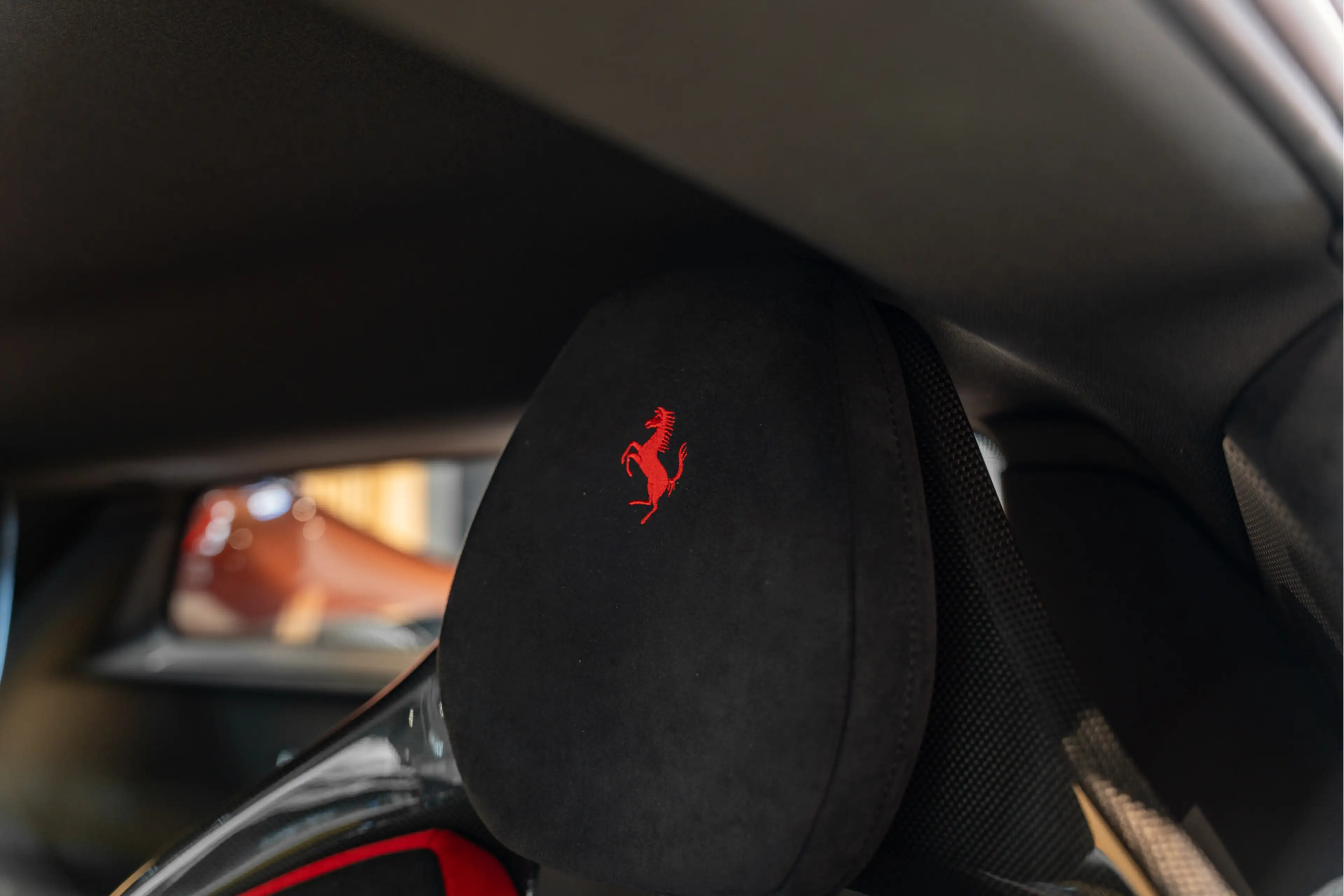Ferrari 296 GTB TAILOR MADE CAVALCADE EDITION 3.0 V6 Painted Strip — photo 44
