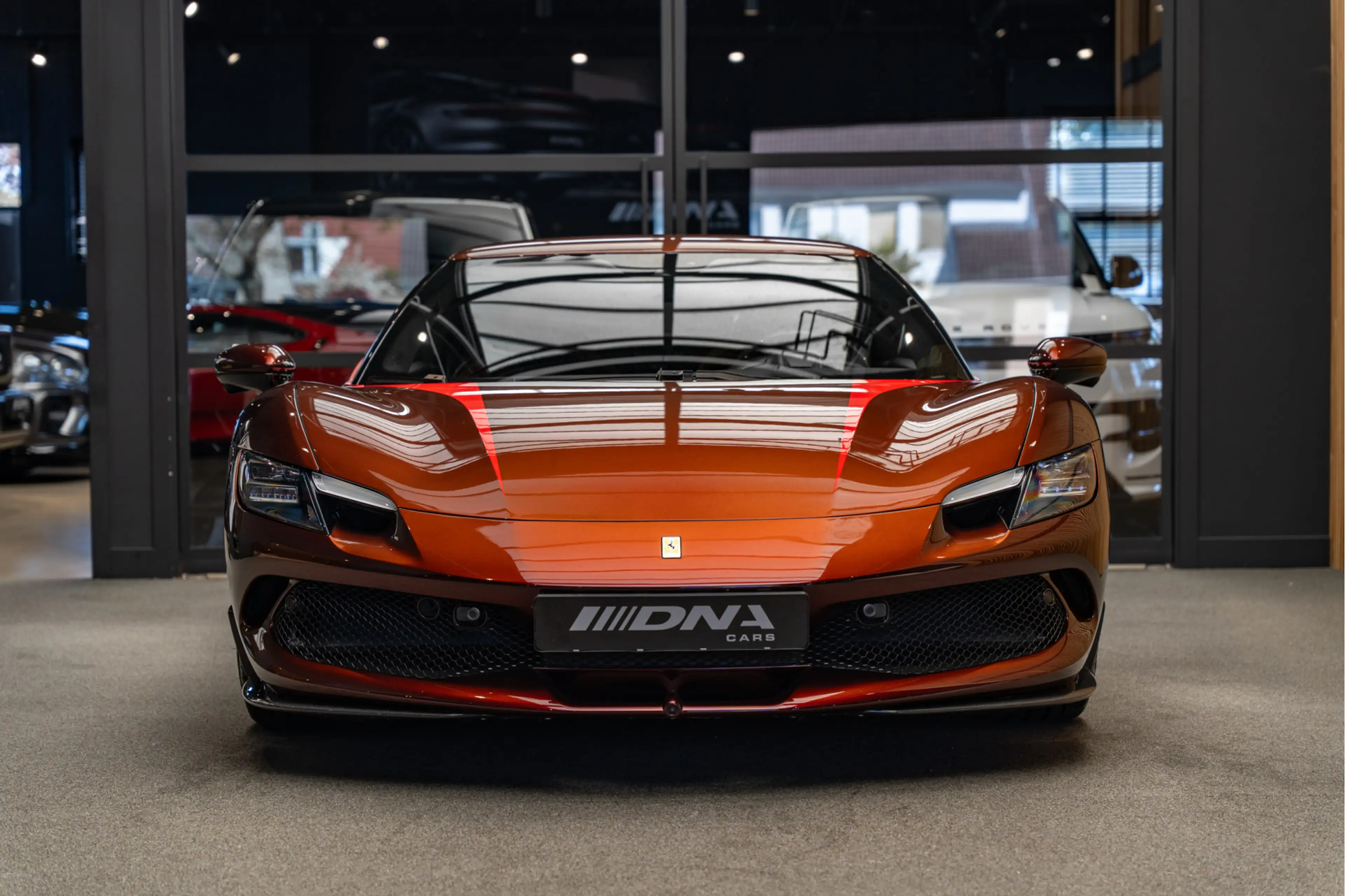 Ferrari 296 GTB TAILOR MADE CAVALCADE EDITION 3.0 V6 Painted Strip — photo 2
