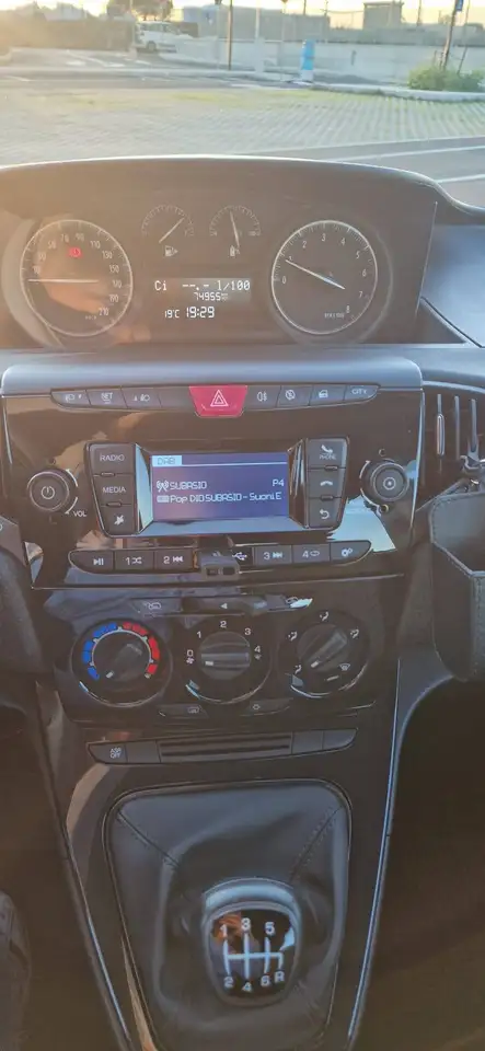 Lancia Ypsilon 2021 — фото 10