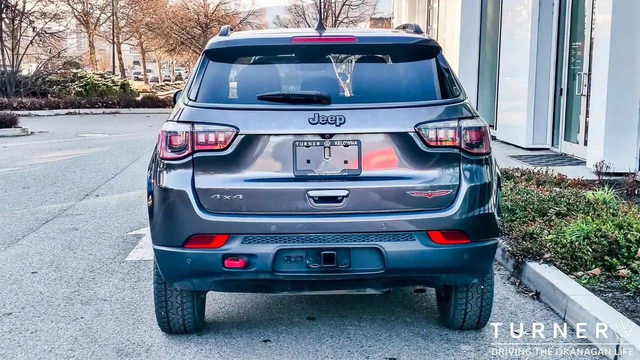 Jeep Compass photo Jeep Compass