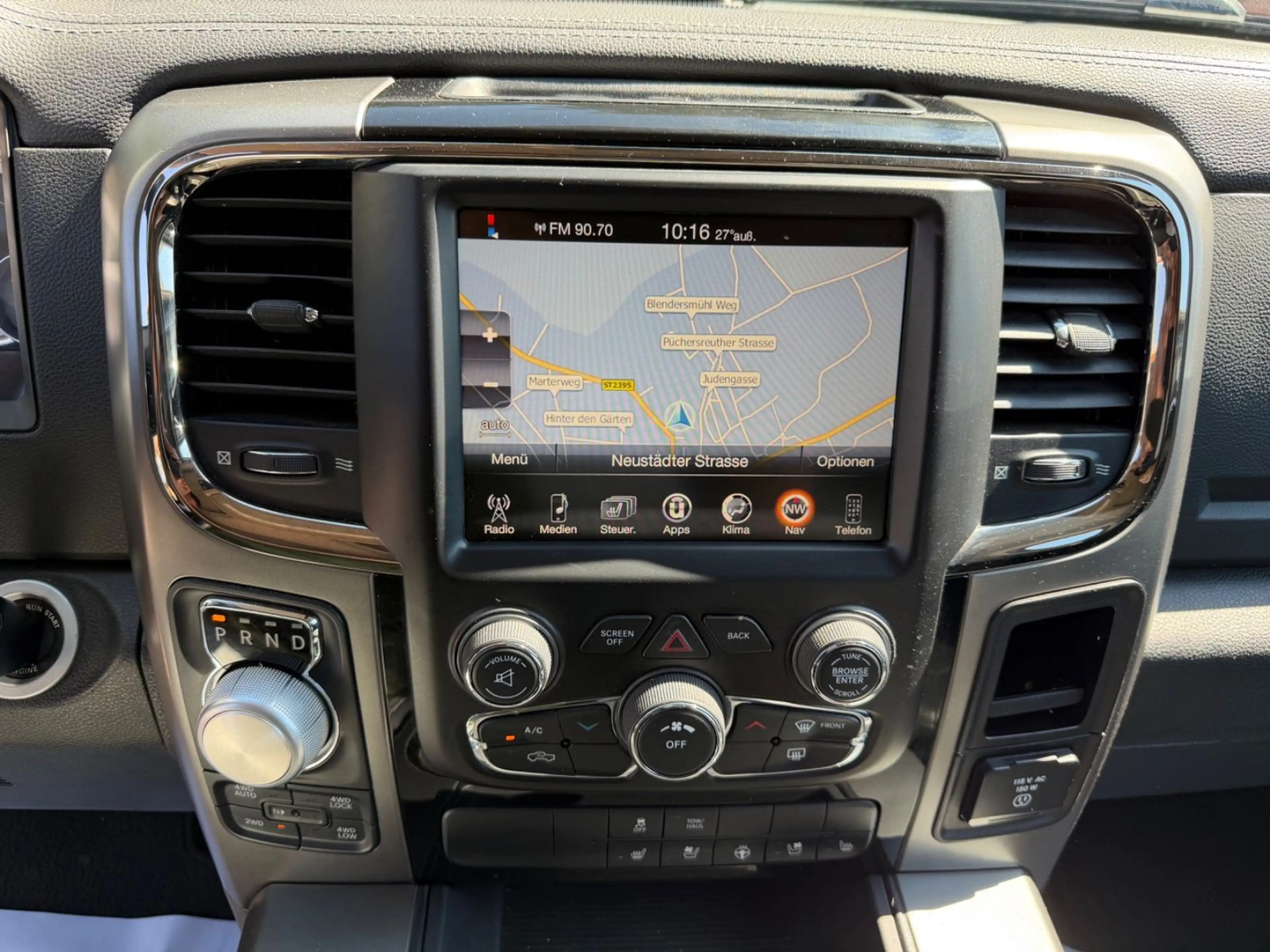 Dodge RAM 1500 Org. 52tkm Sitzbelüftung Navi Leder — photo 15
