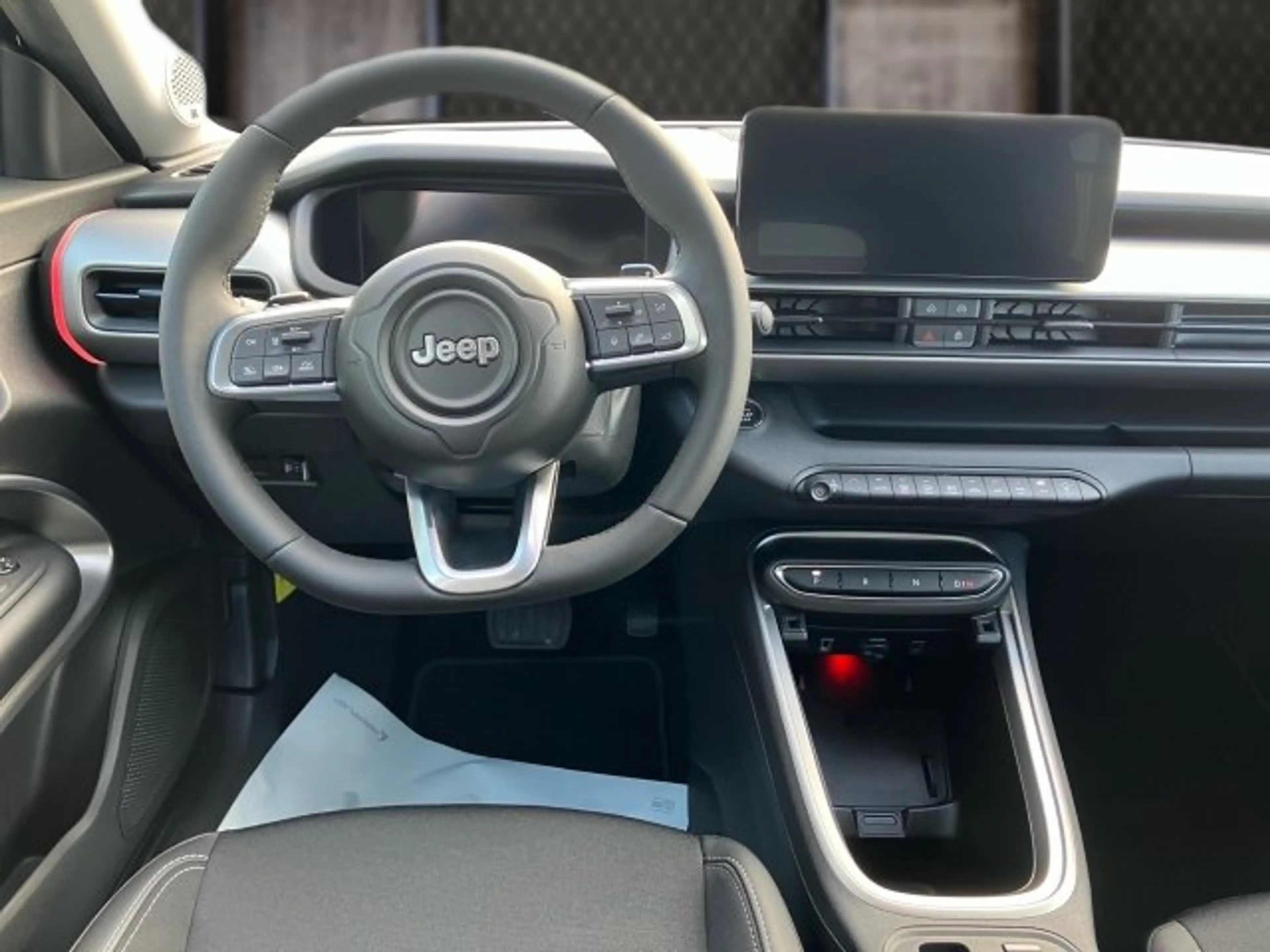 Jeep Avenger MHEV MY25 1.2 e-DCT6 e-Hybrid Altitude — photo 7