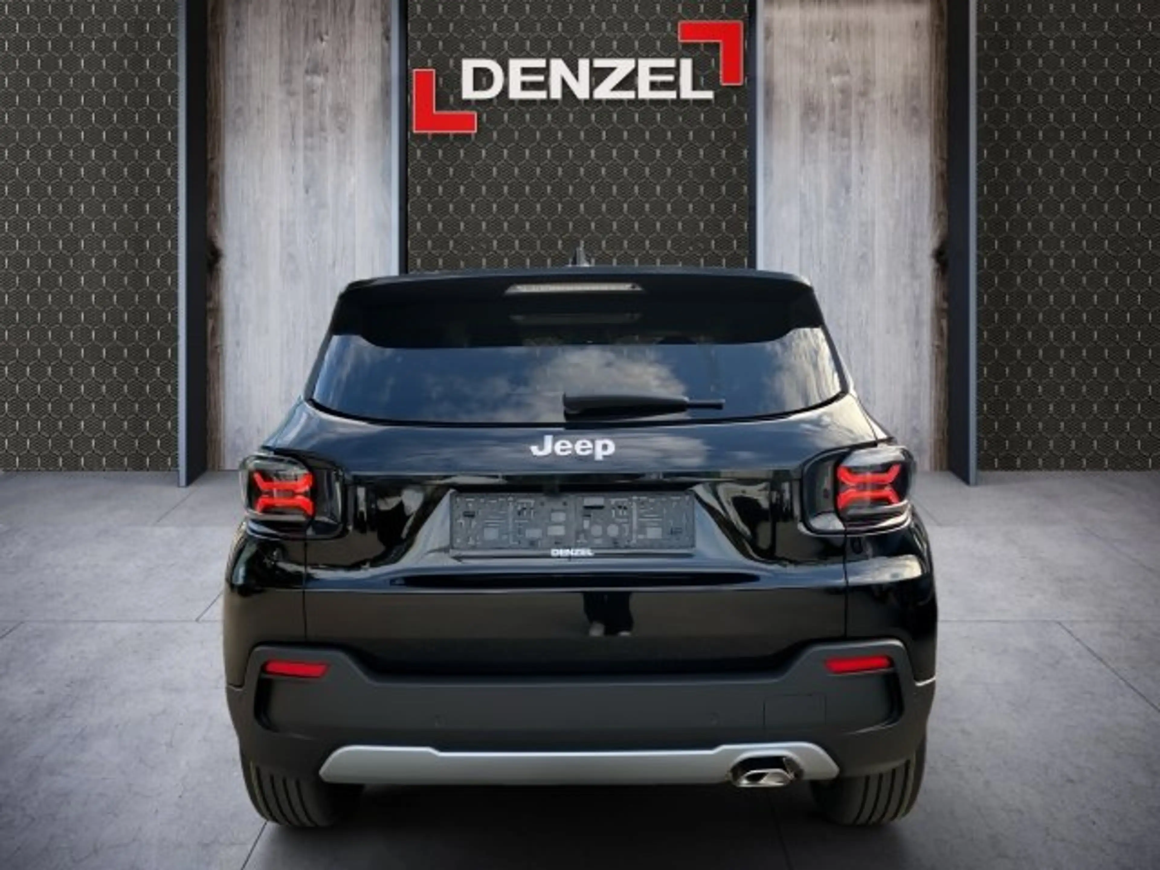 Jeep Avenger MHEV MY25 1.2 e-DCT6 e-Hybrid Altitude — photo 11