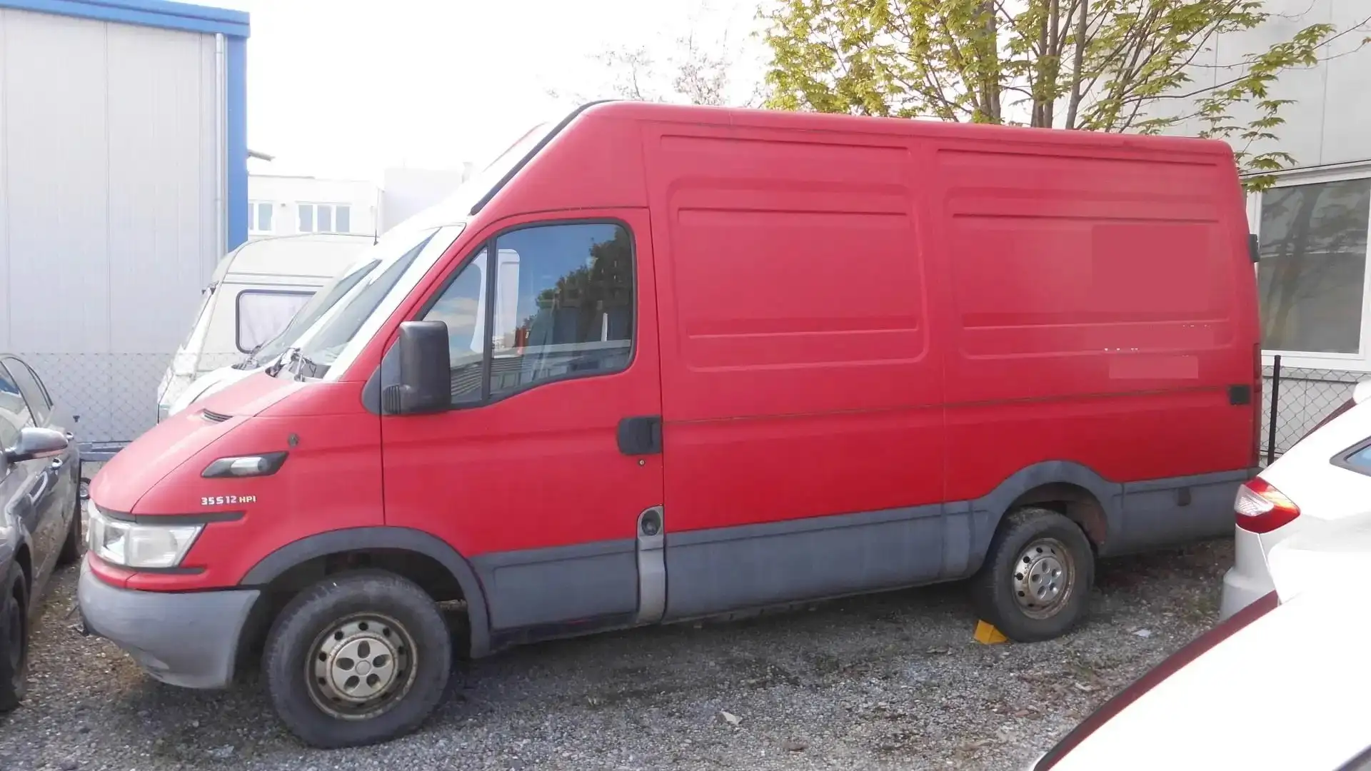 Iveco Daily Daily 2.3 JTD *HOCH & LANG*KEIN TÜV Red - 2