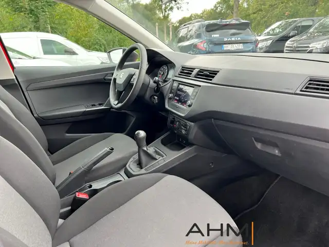 Seat Arona view 14