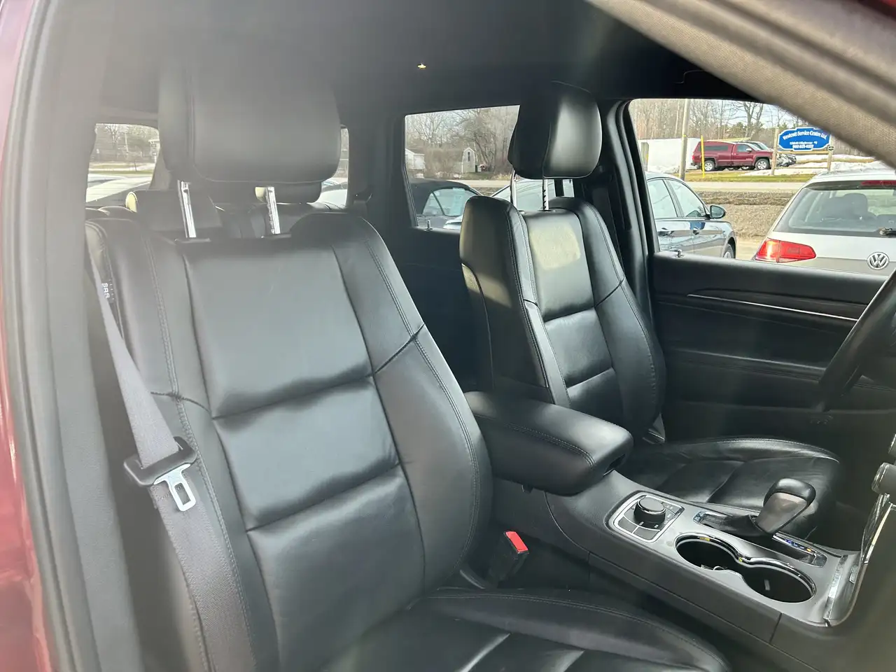 Jeep Grand Cherokee снимка Jeep Grand Cherokee