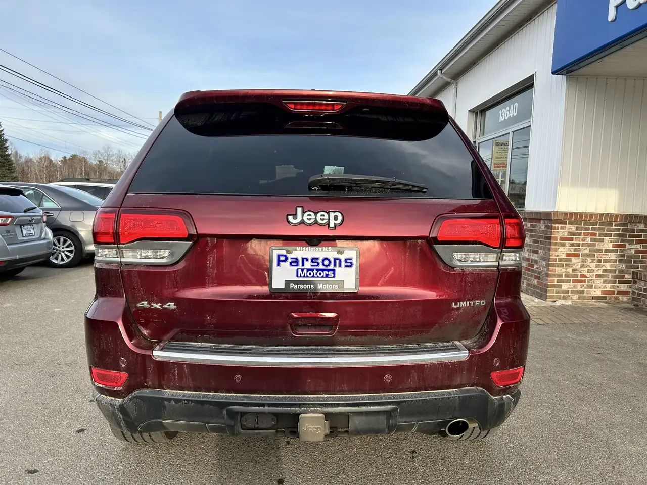 Jeep Grand Cherokee снимка Jeep Grand Cherokee