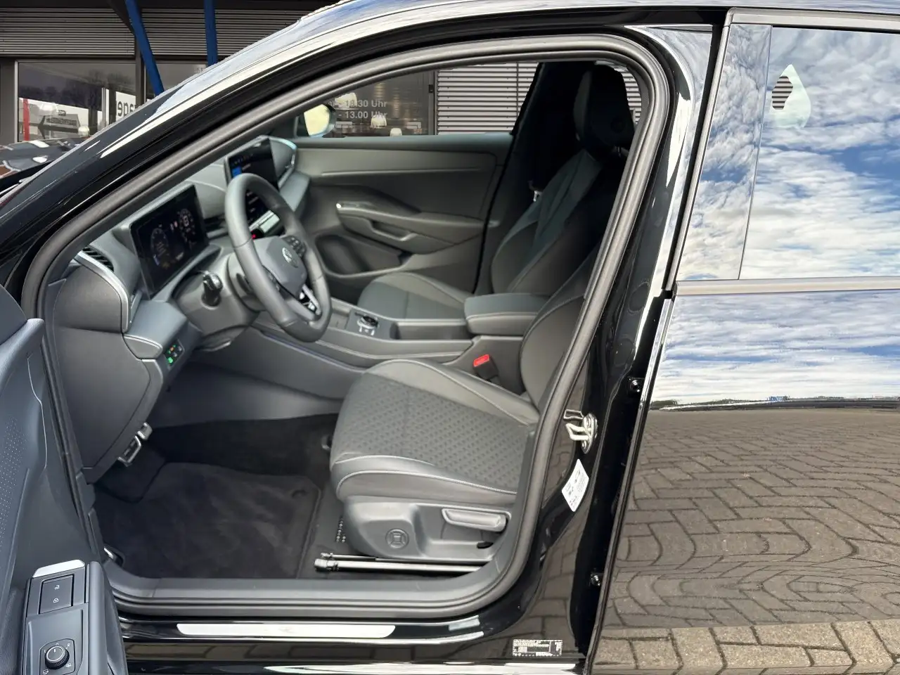 Volkswagen T-Roc 1.5 eTSI 110 kW R-Line AHK, миниатюра 12