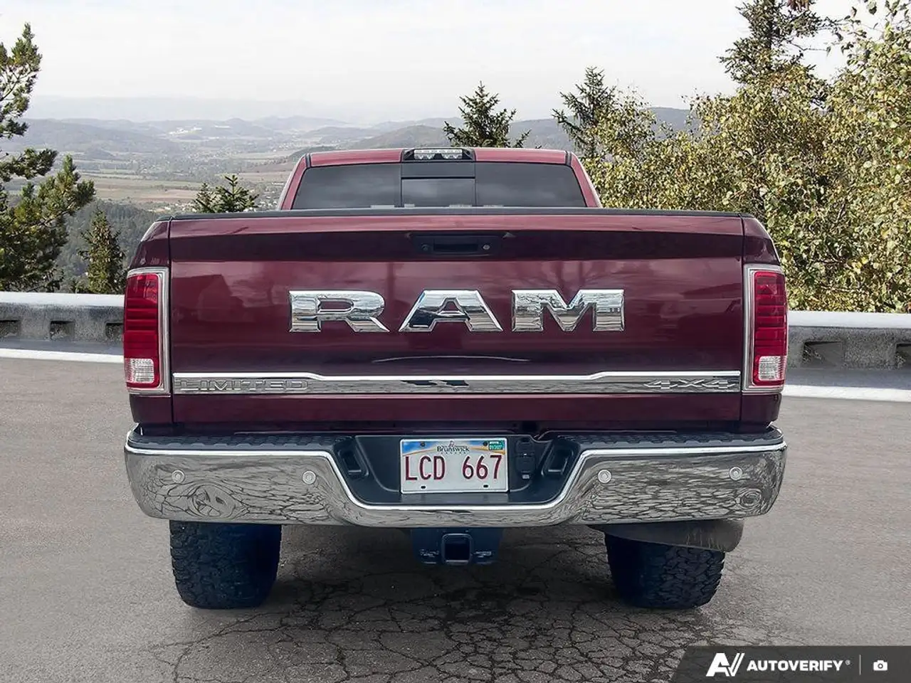 RAM 2500 снимка RAM 2500